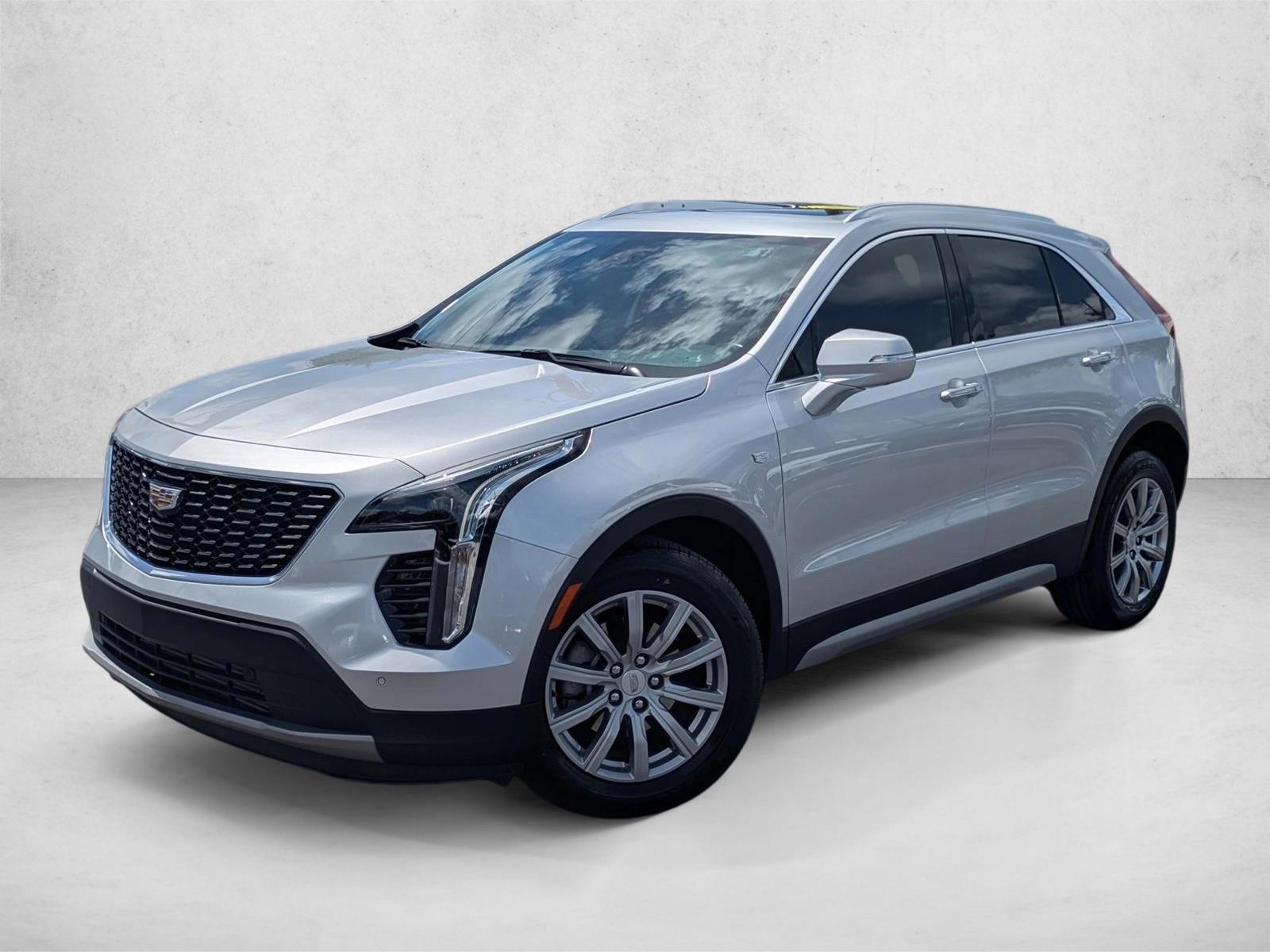 Thumbnail: 2022 Cadillac XT4 - 1