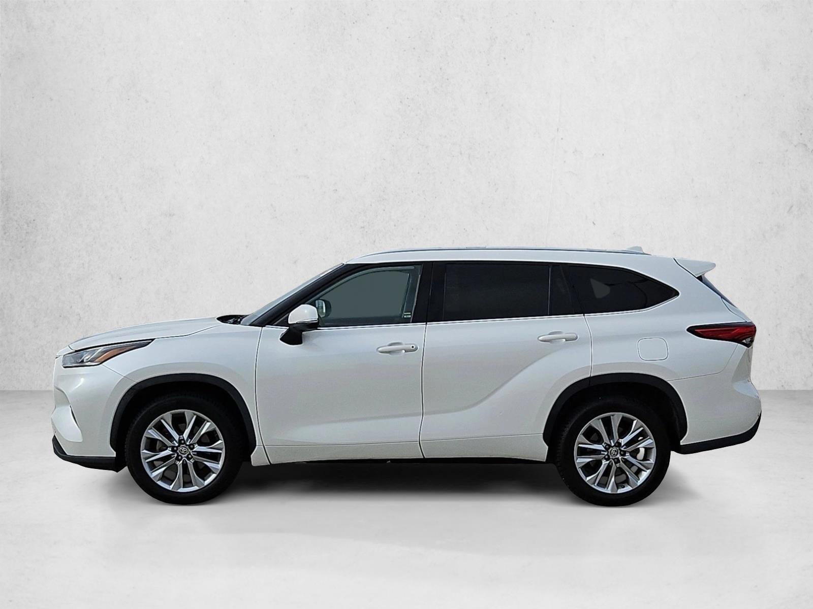 Thumbnail: 2020 Toyota Highlander - 2