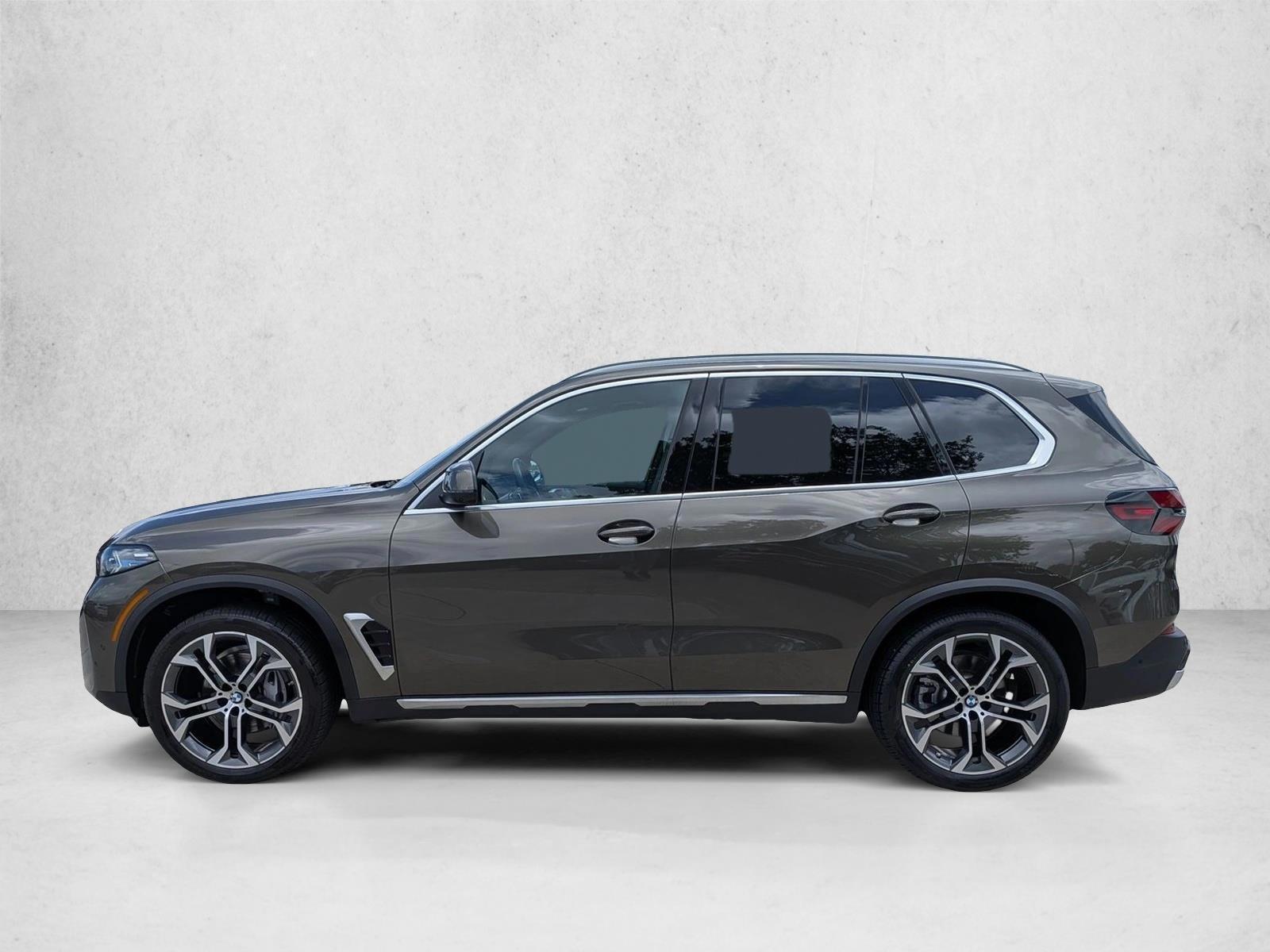 Thumbnail: 2026 BMW X5 - 2