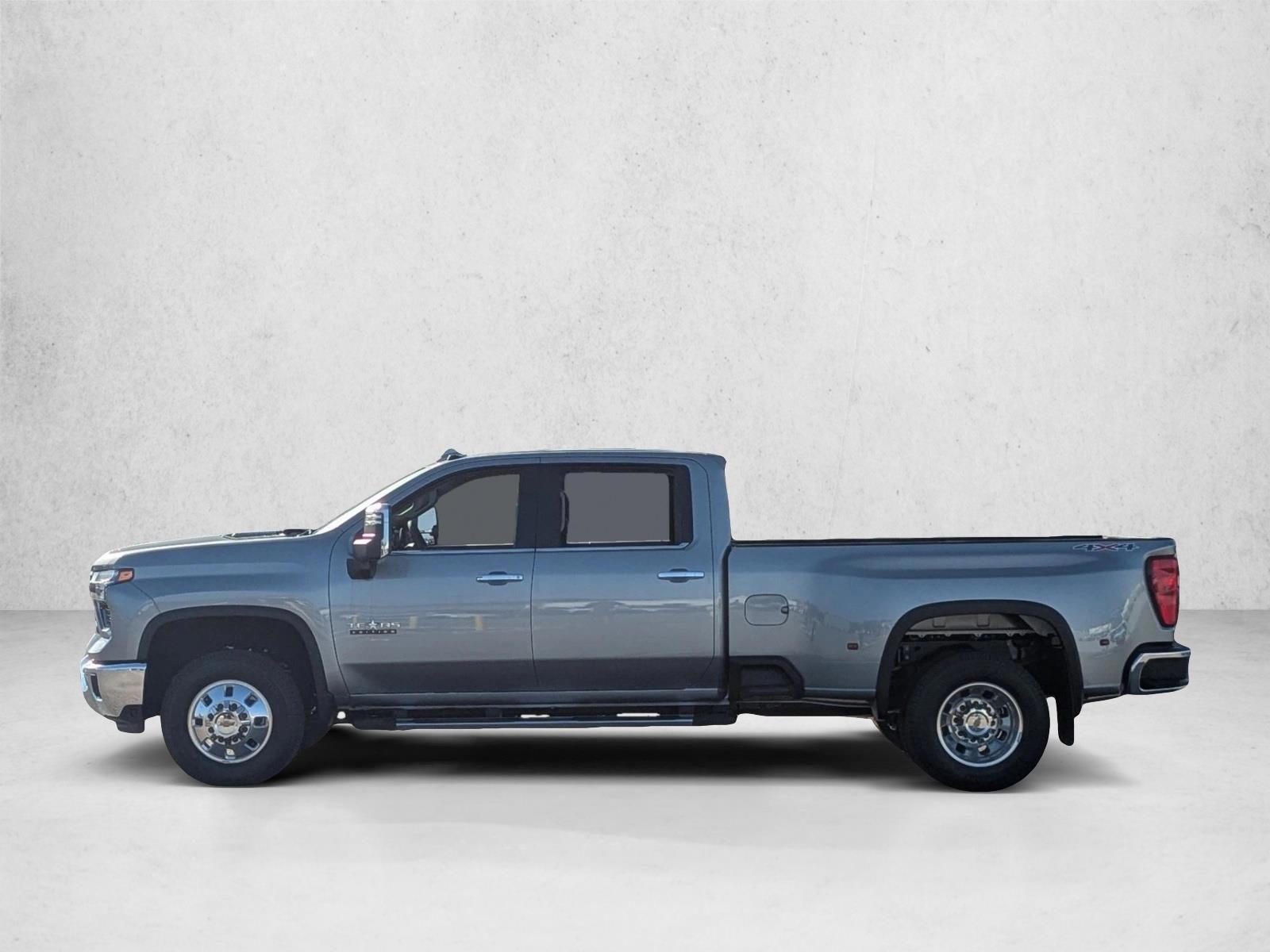 Thumbnail: 2026 Chevrolet Silverado 3500 - 2