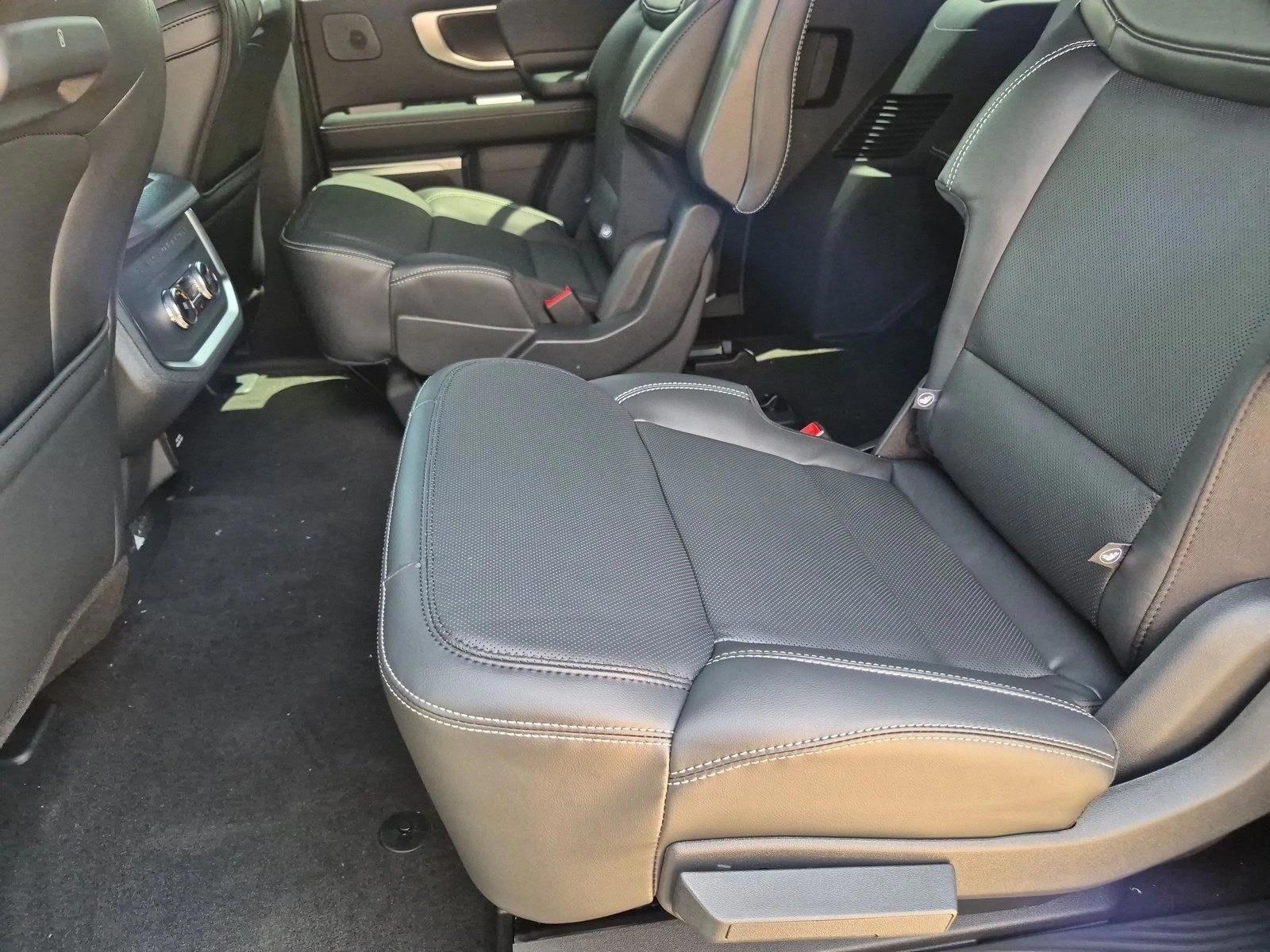 Thumbnail: 2027 Ford Expedition MAX - 5