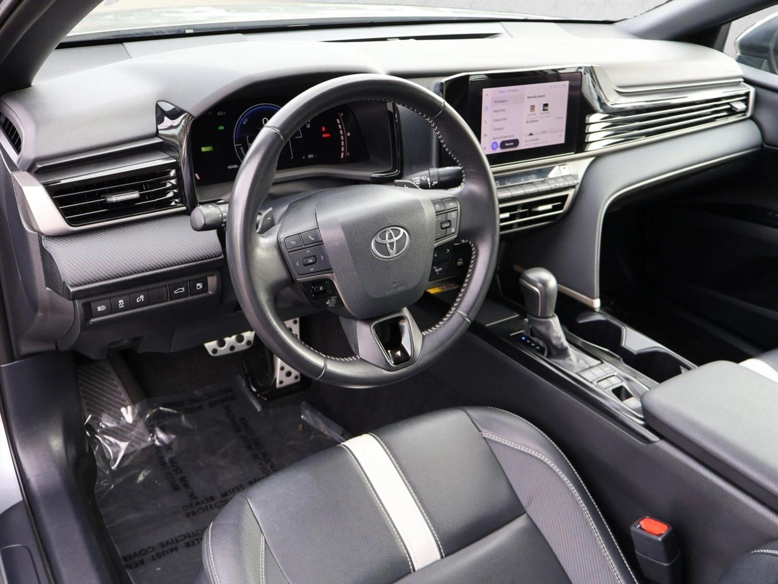 Thumbnail: 2025 Toyota Camry - 3
