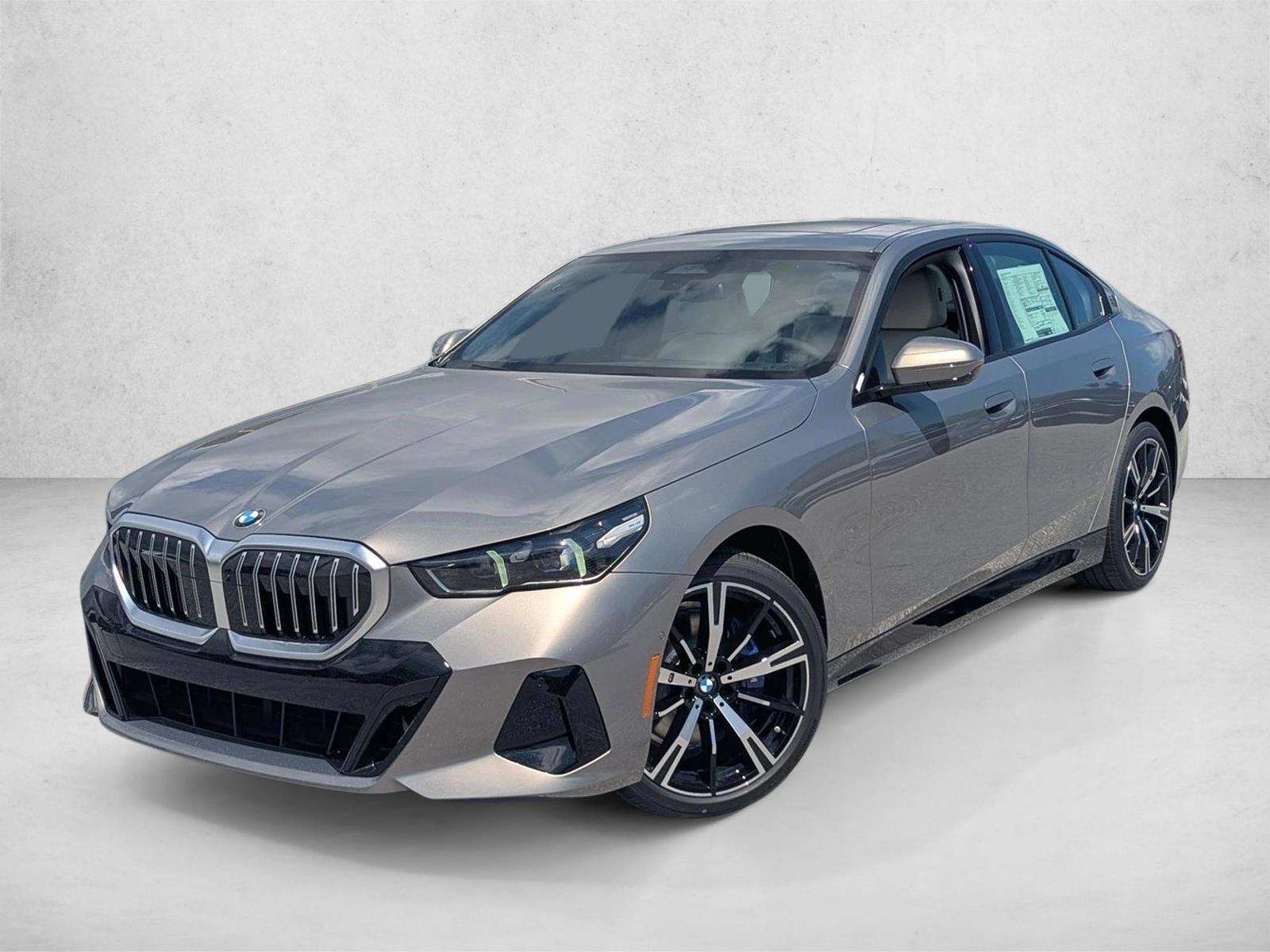 Thumbnail: 2027 BMW 5 Series - 1