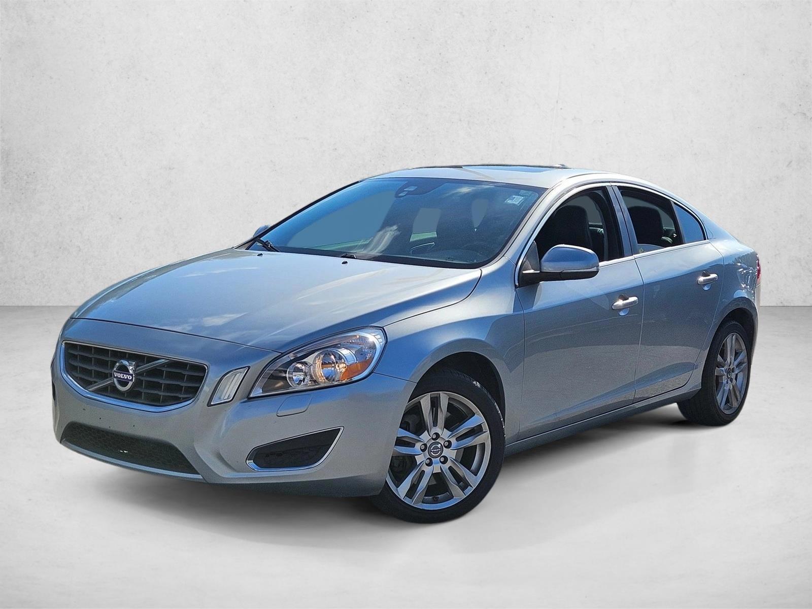 Thumbnail: 2013 Volvo S60 - 1
