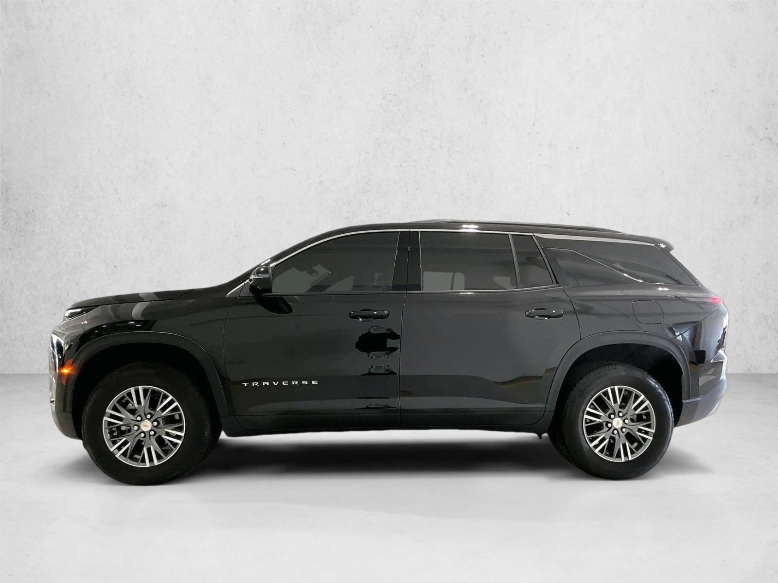 Thumbnail: 2025 Chevrolet Traverse - 2