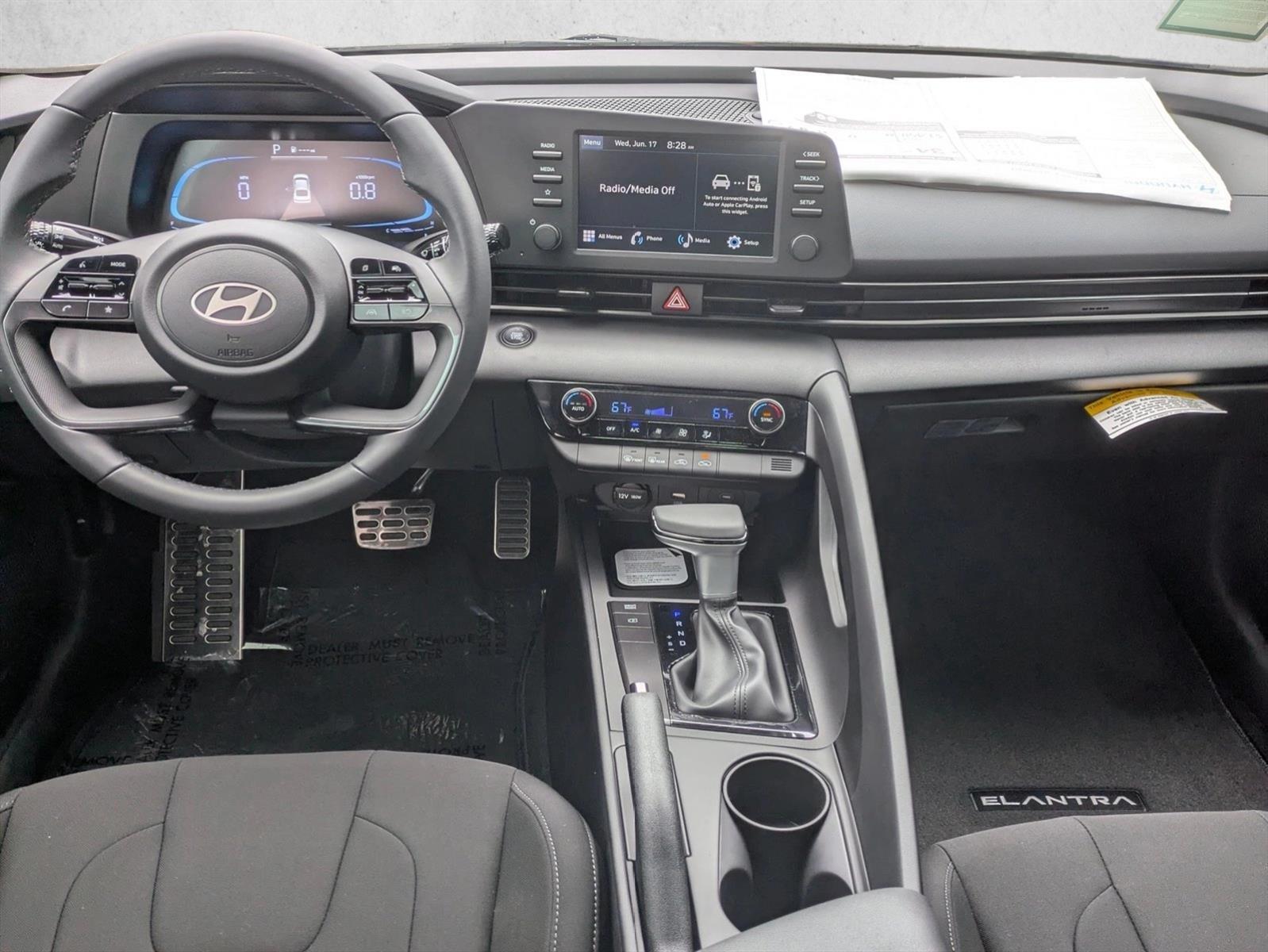 Thumbnail: 2026 Hyundai Elantra - 4