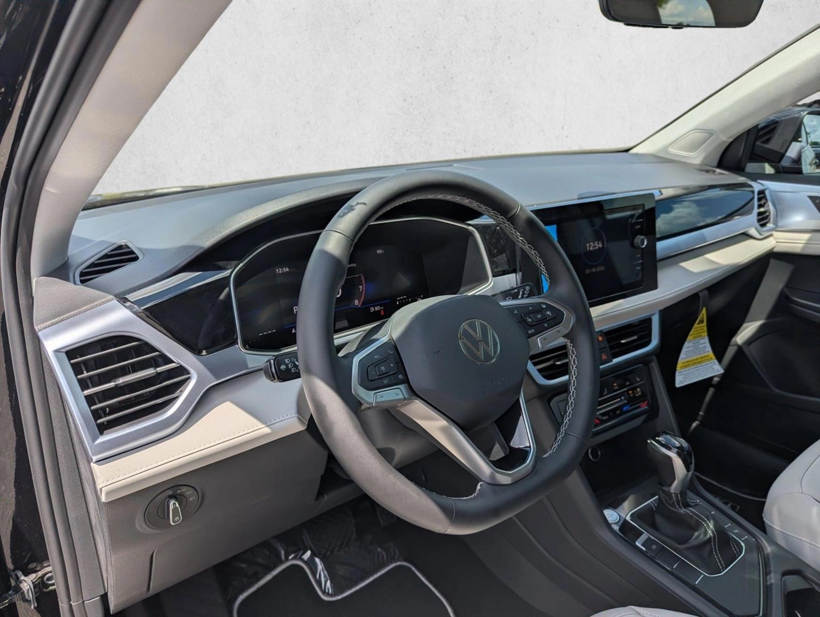 Thumbnail: 2026 Volkswagen Taos - 3