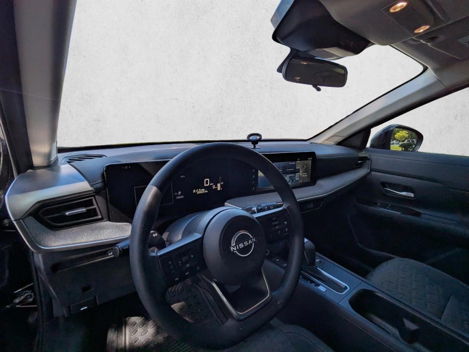 Thumbnail: 2025 Nissan Kicks - 3