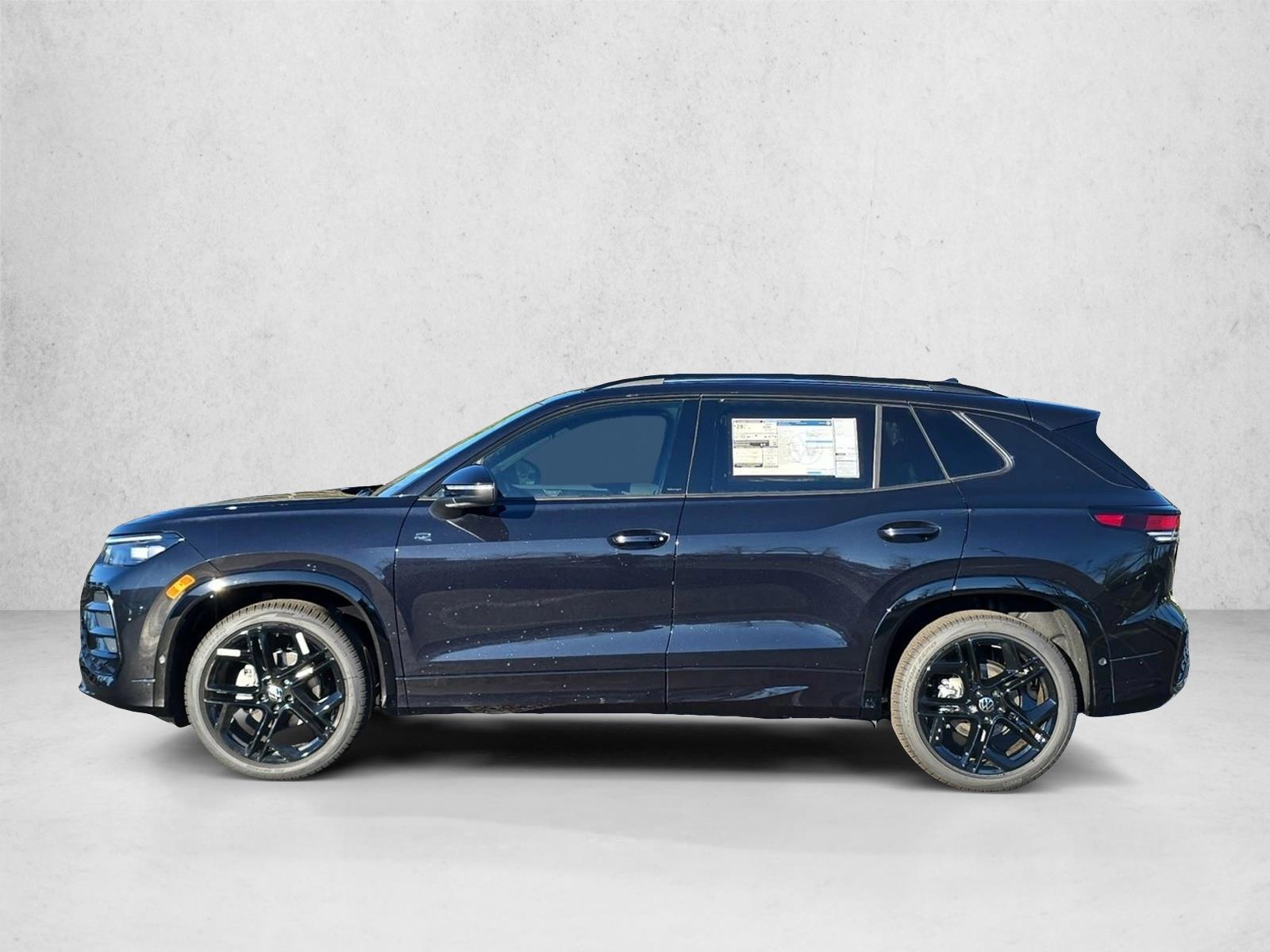 Thumbnail: 2026 Volkswagen Tiguan - 2
