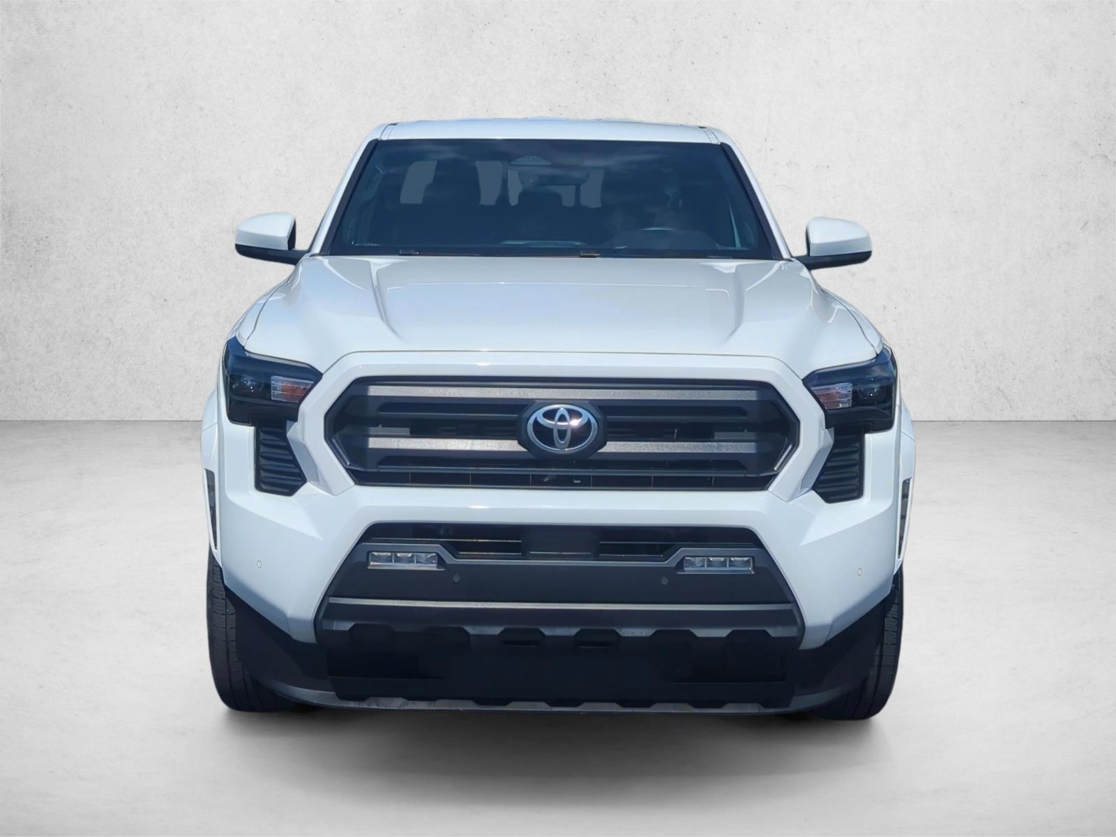 2024 Toyota Tacoma SR5 - Photo 2