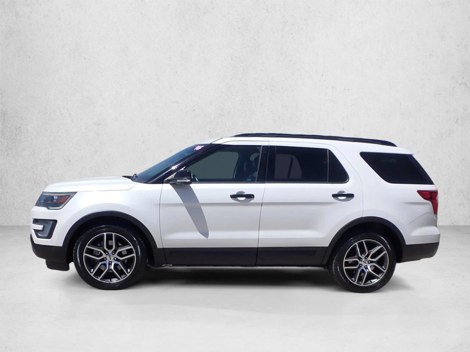 Thumbnail: 2016 Ford Explorer - 2
