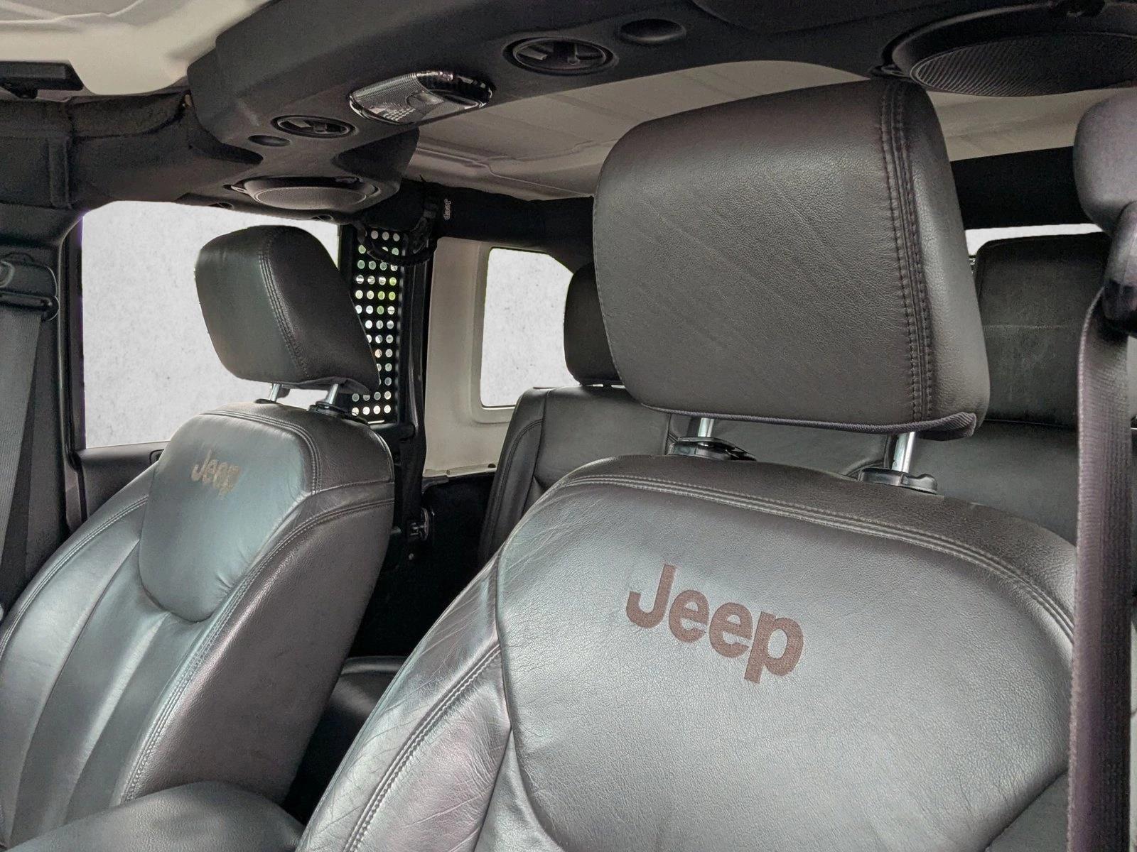 Thumbnail: 2014 Jeep Wrangler - 3