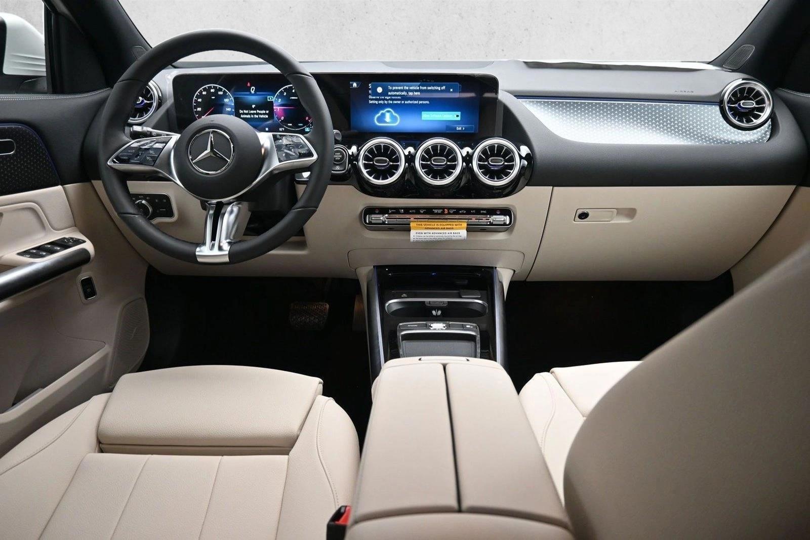 Thumbnail: 2026 Mercedes-Benz GLA - 3