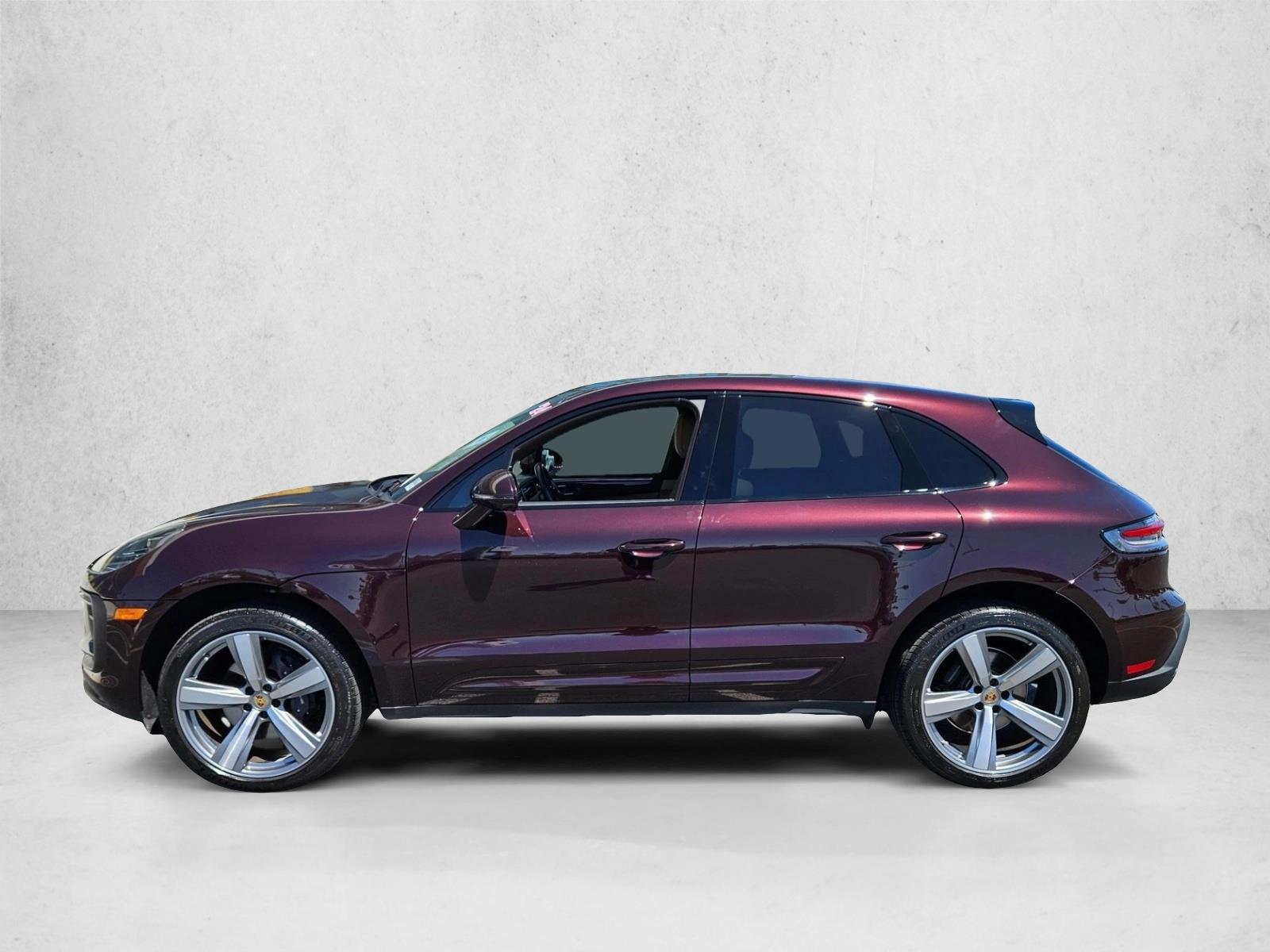 Thumbnail: 2024 Porsche Macan - 2
