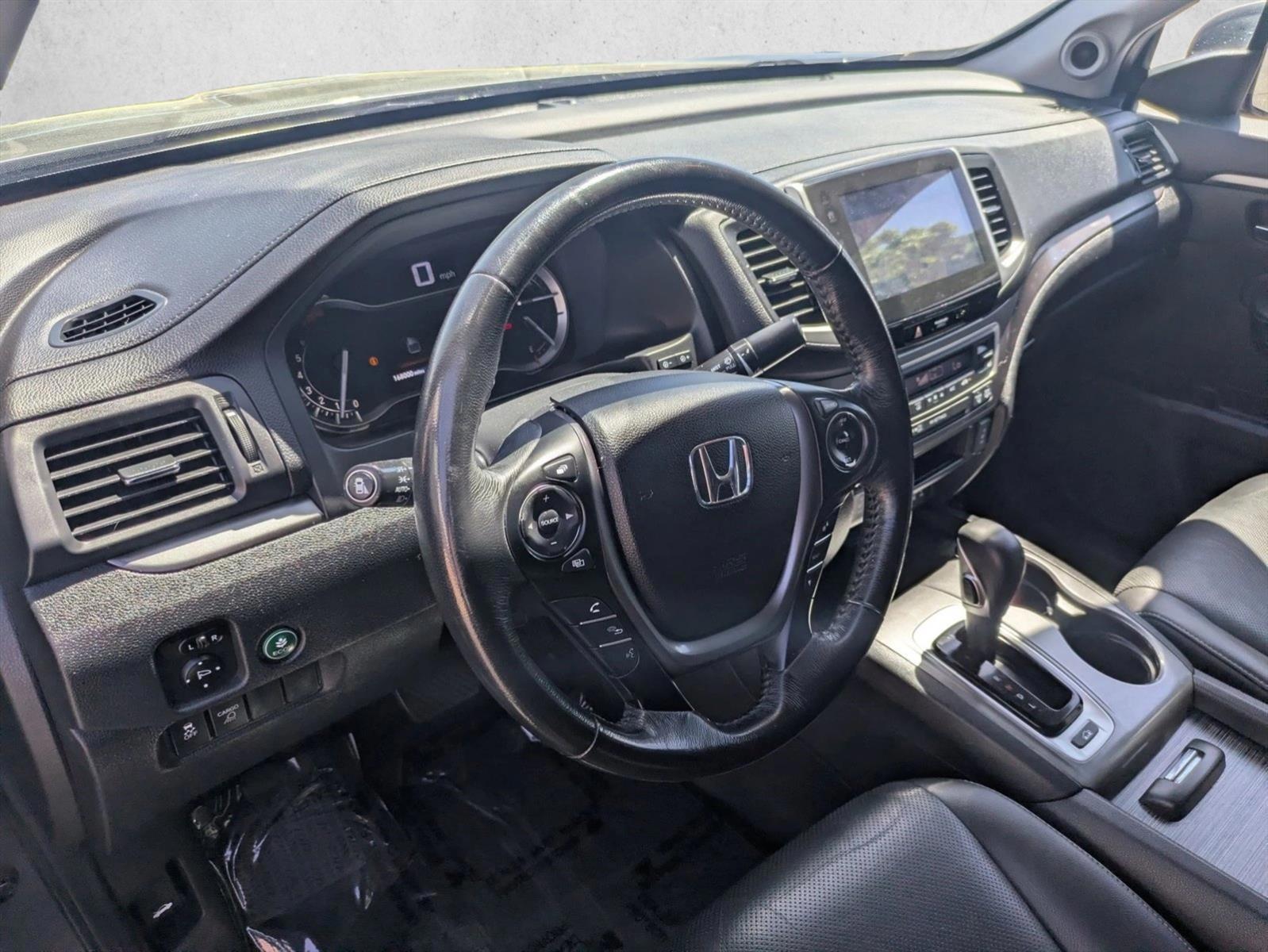 Thumbnail: 2017 Honda Ridgeline - 3