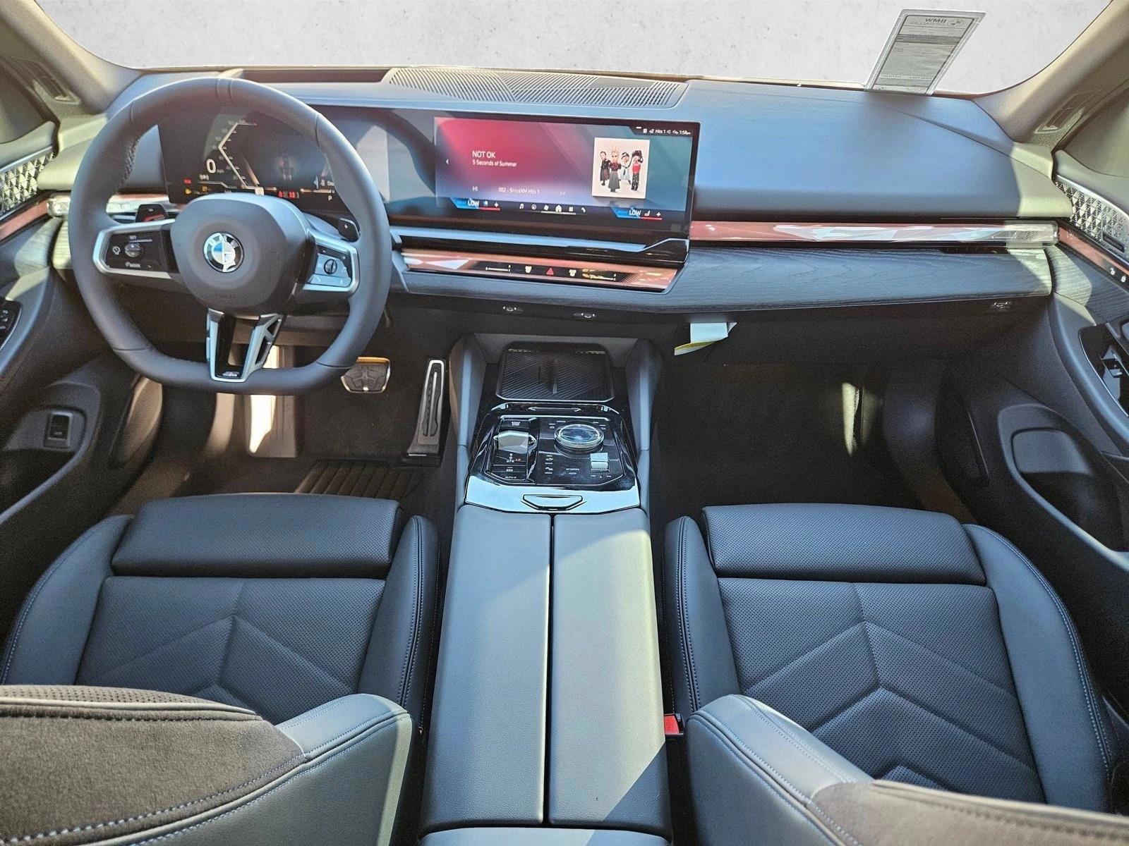 Thumbnail: 2026 BMW 5 Series - 4