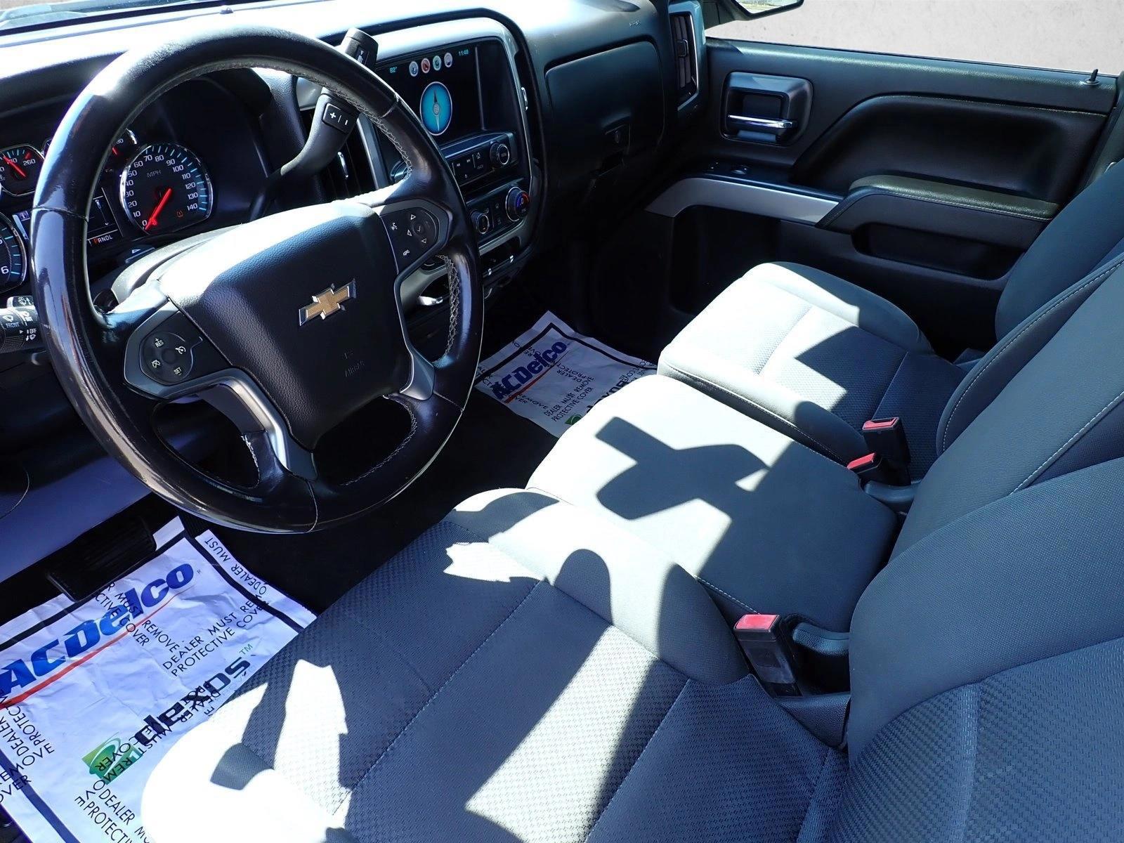 Thumbnail: 2017 Chevrolet Silverado 1500 - 3