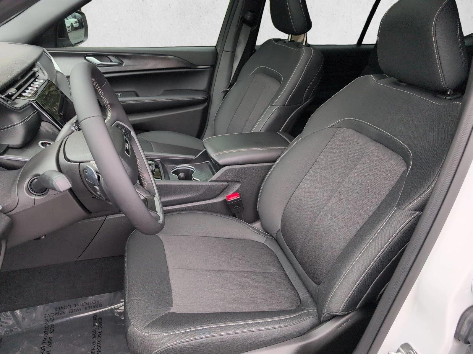 2025 Jeep Grand Cherokee L Laredo - Photo 18