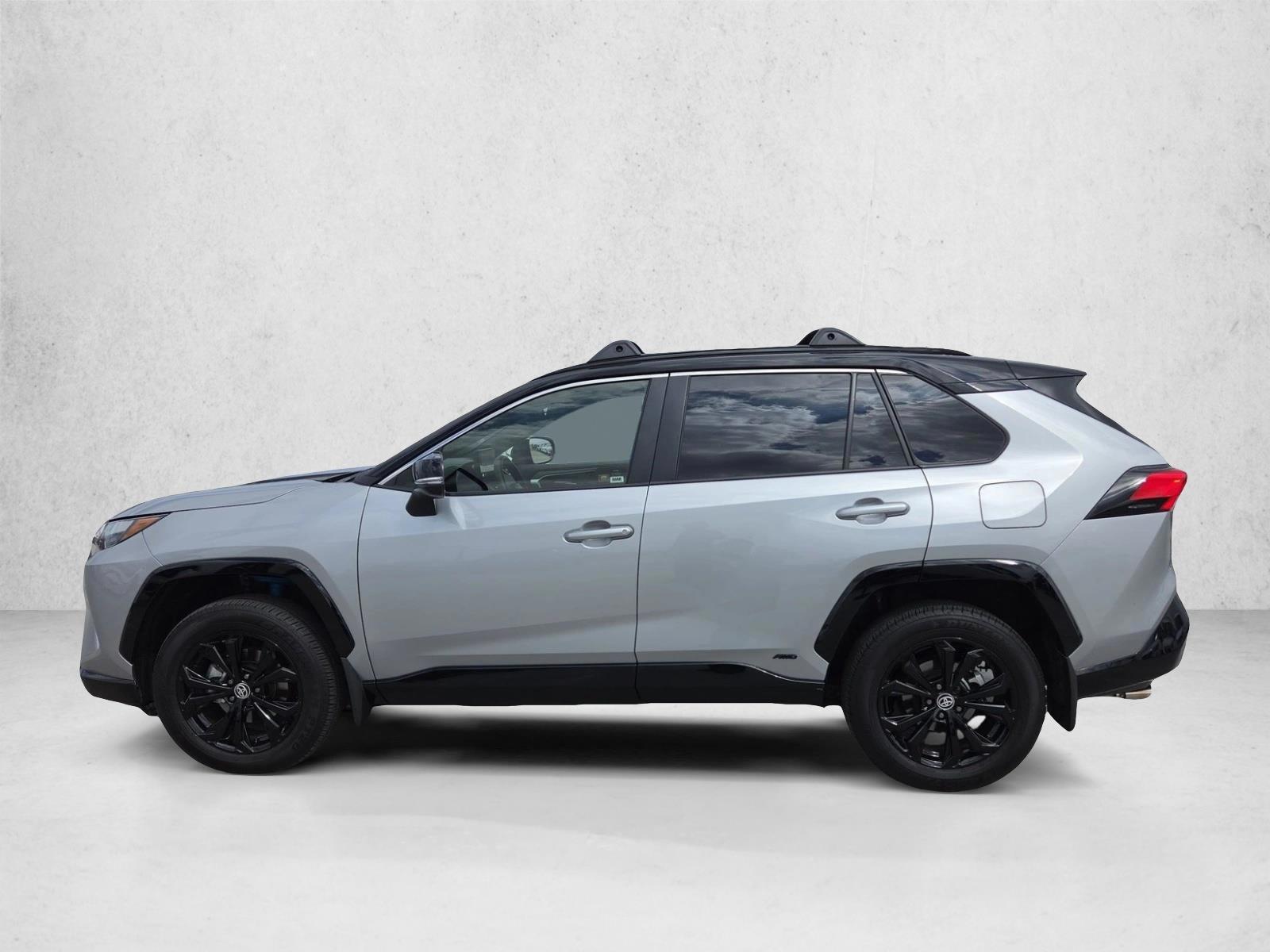 Thumbnail: 2025 Toyota RAV4 - 3