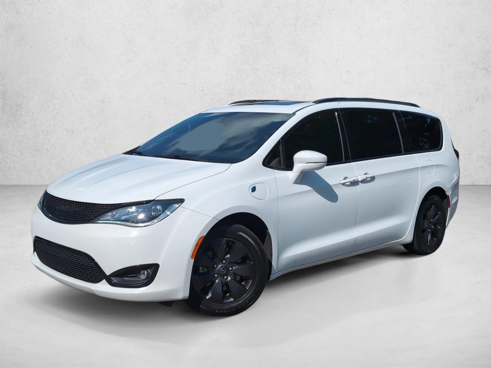 Thumbnail: 2020 Chrysler Pacifica - 1