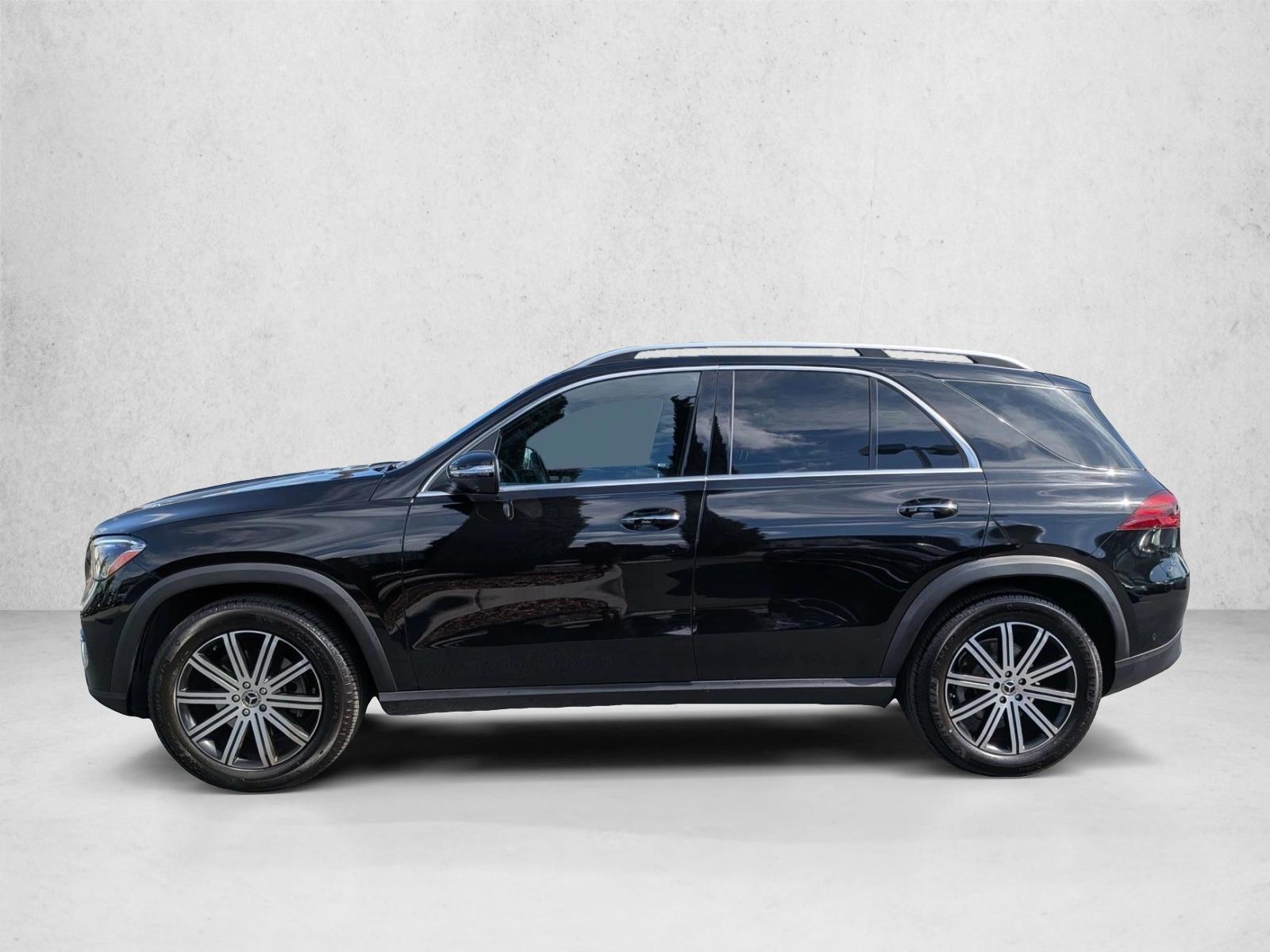 Thumbnail: 2026 Mercedes-Benz GLE - 2