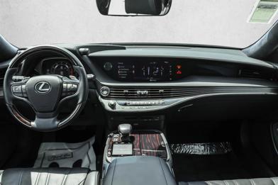 2020 Lexus LS