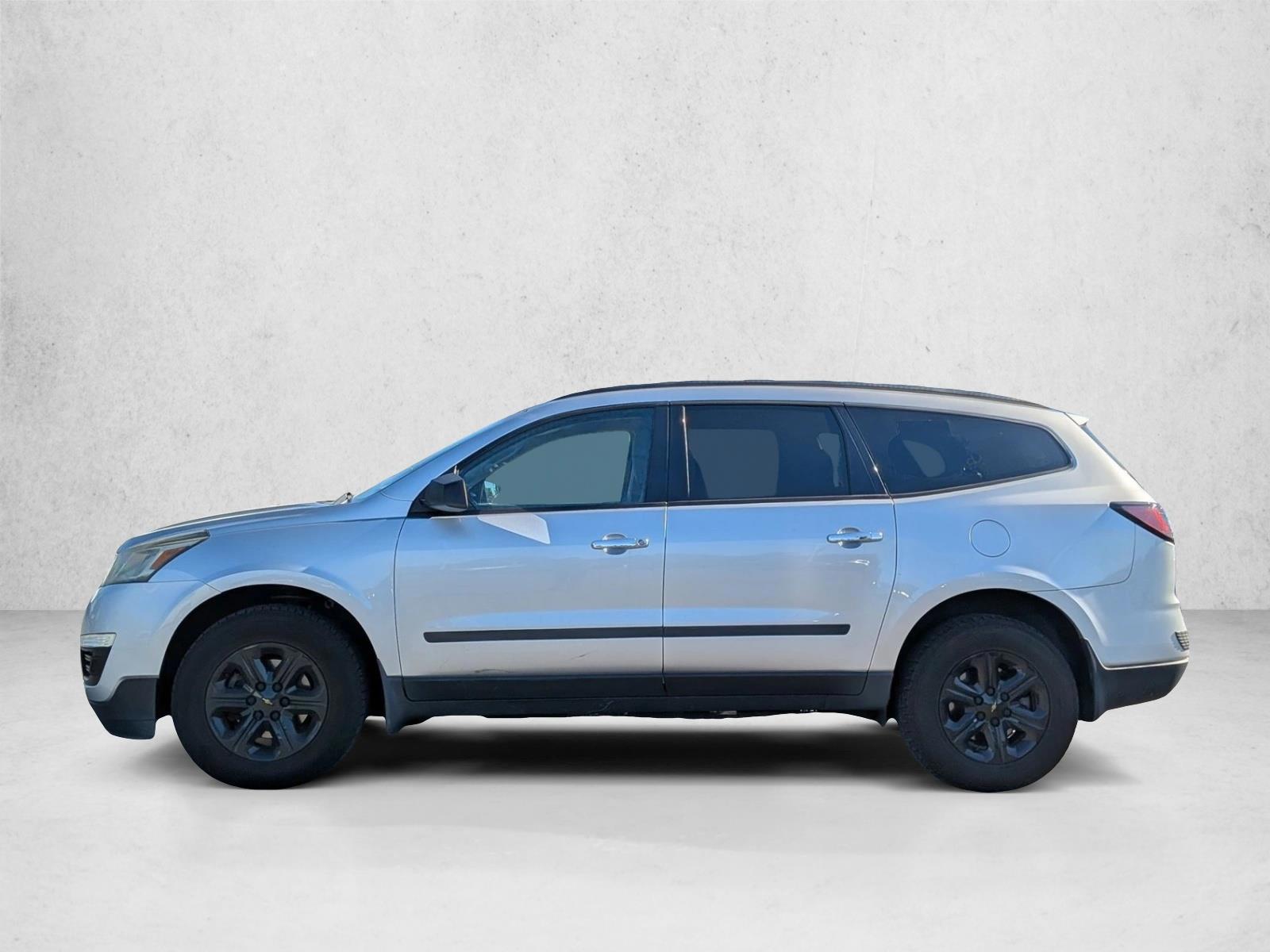 Thumbnail: 2015 Chevrolet Traverse - 2