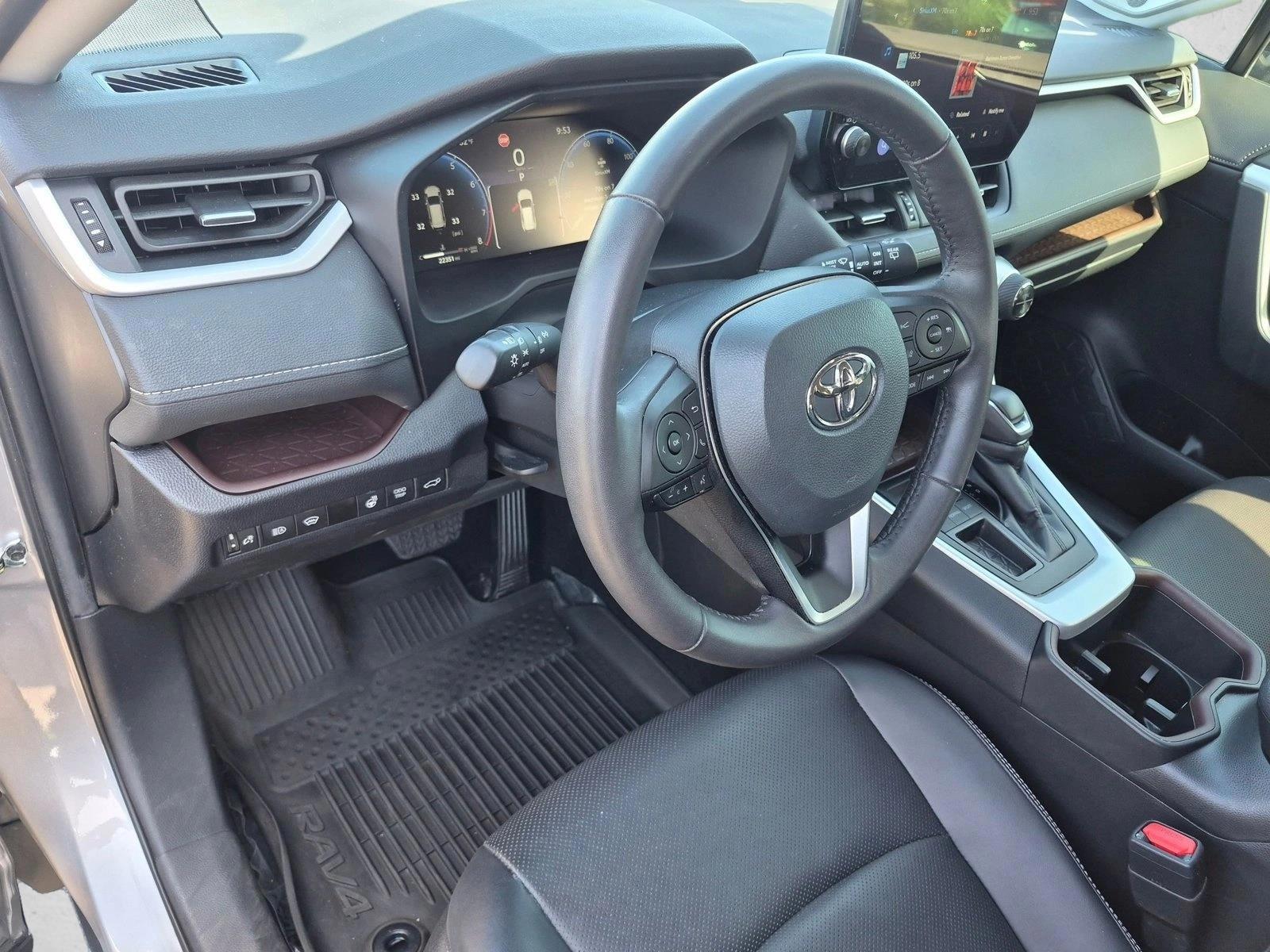 Thumbnail: 2024 Toyota RAV4 - 3