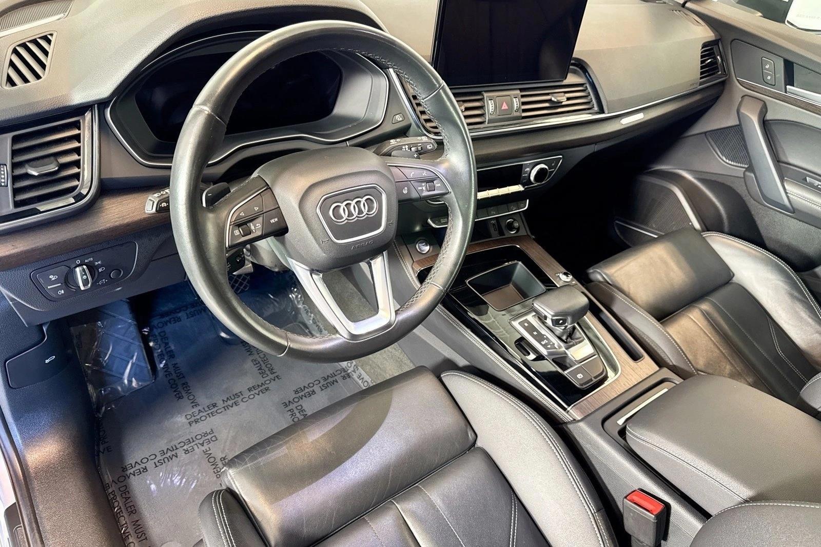 Thumbnail: 2022 Audi Q5 - 3