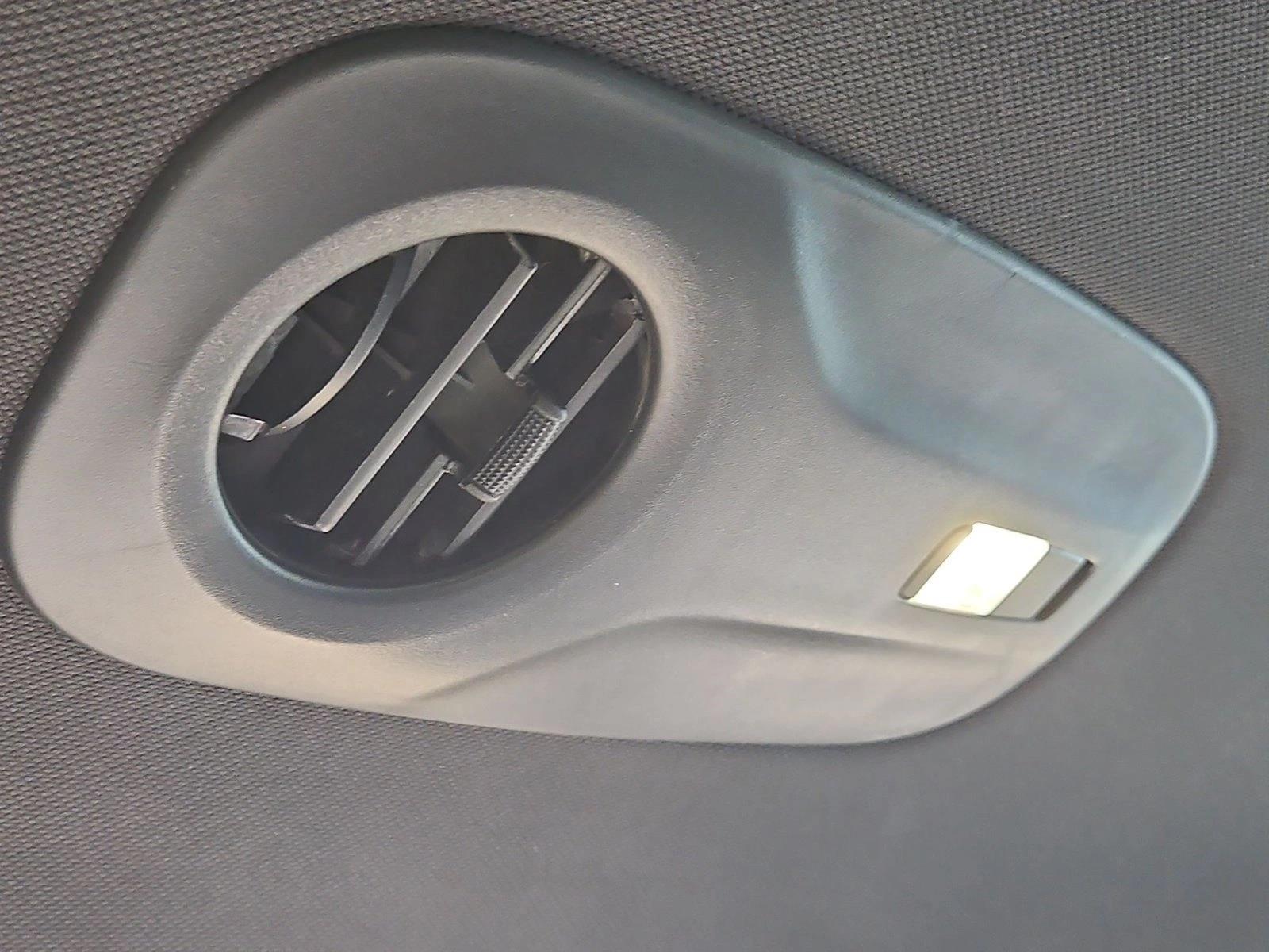 Thumbnail: 2021 Chrysler Pacifica - 4