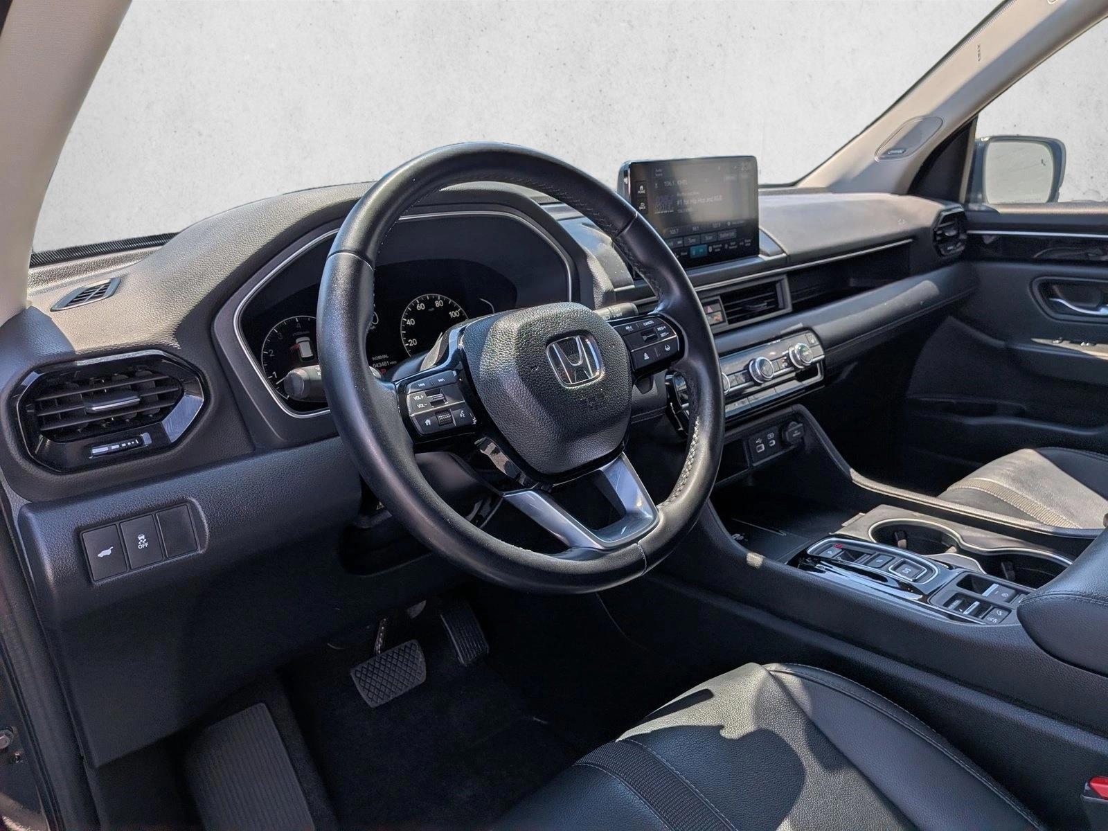 Thumbnail: 2023 Honda Pilot - 3