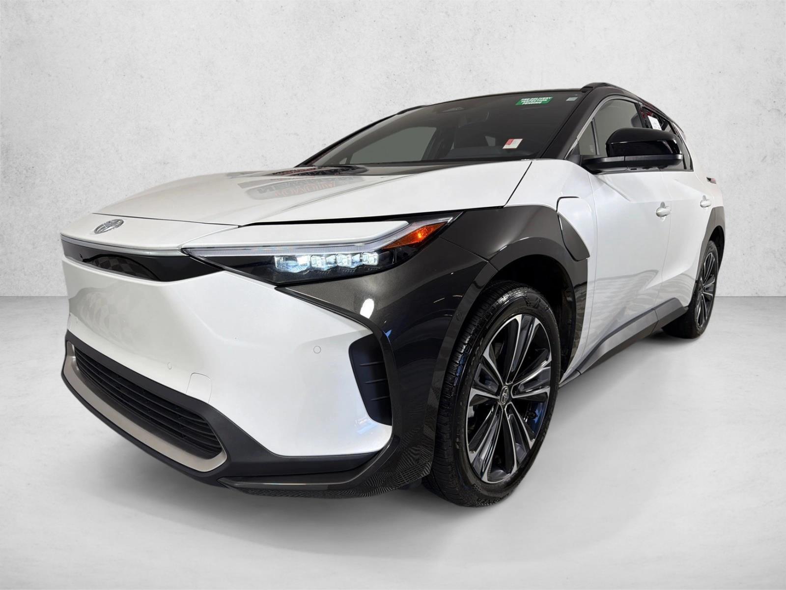 Thumbnail: 2024 Toyota bZ4X - 2