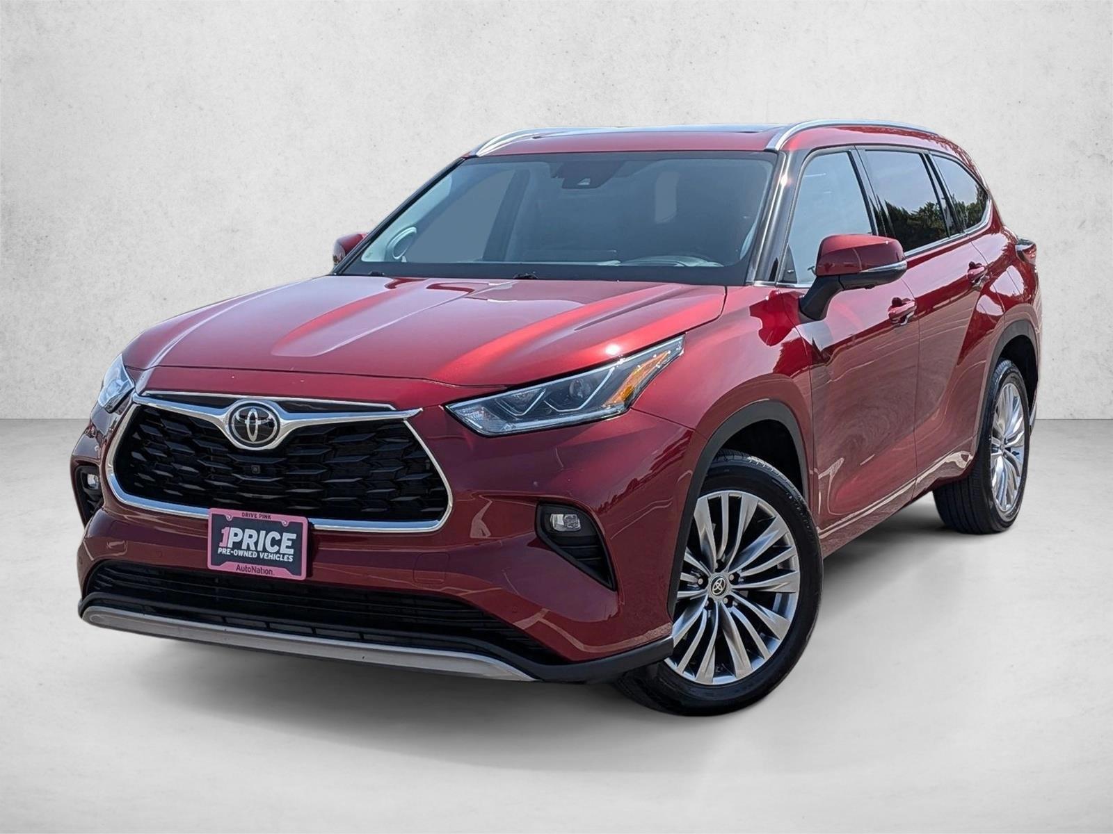 Thumbnail: 2023 Toyota Highlander - 1