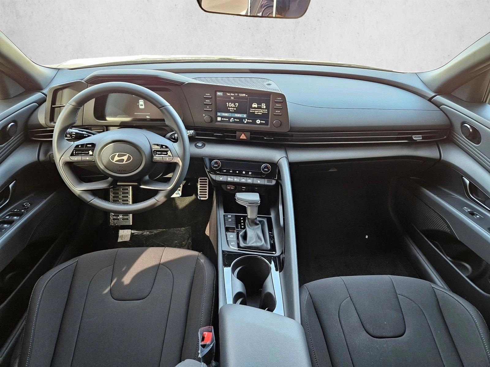 Thumbnail: 2026 Hyundai Elantra - 4