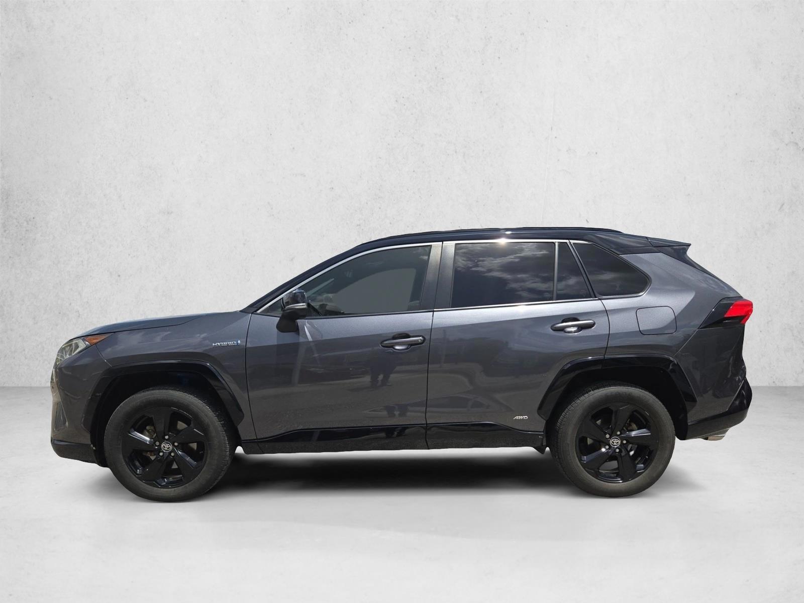 Thumbnail: 2021 Toyota RAV4 - 3