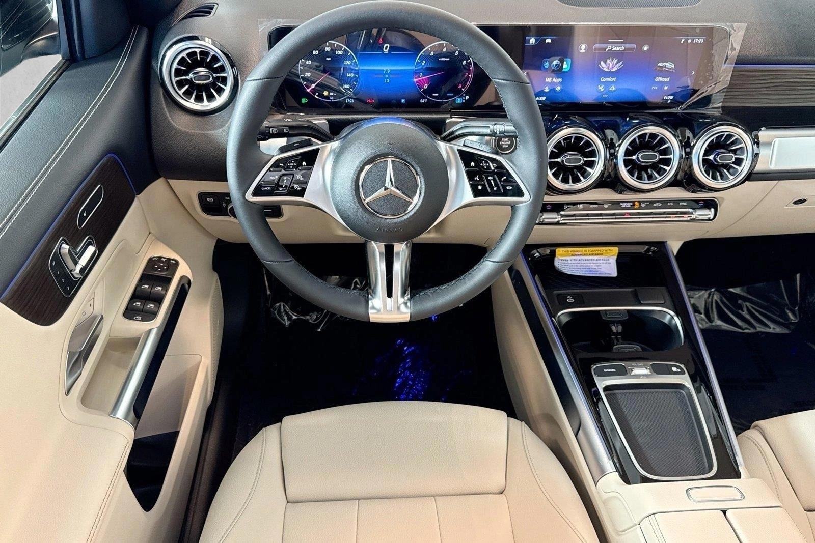 Thumbnail: 2026 Mercedes-Benz GLB - 3