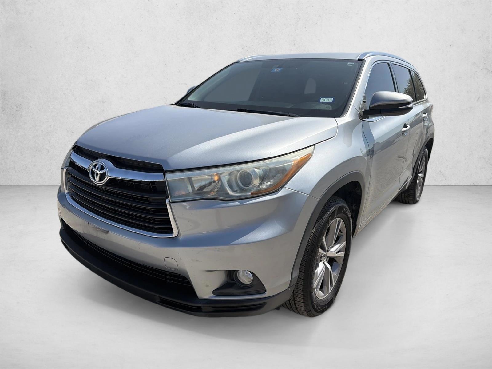 Thumbnail: 2015 Toyota Highlander - 1