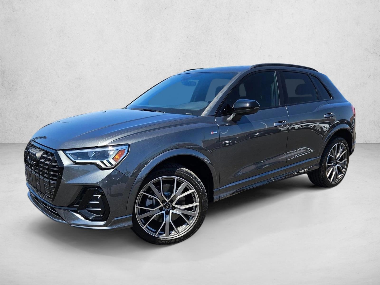 Thumbnail: 2025 Audi Q3 - 1