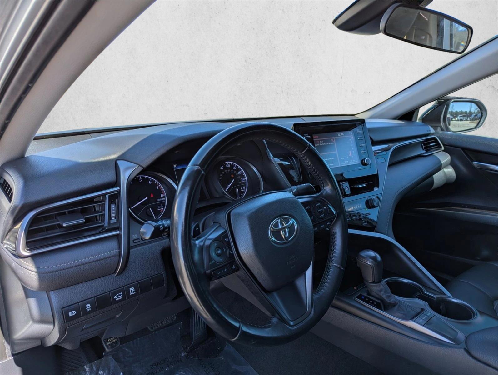 Thumbnail: 2022 Toyota Camry - 3