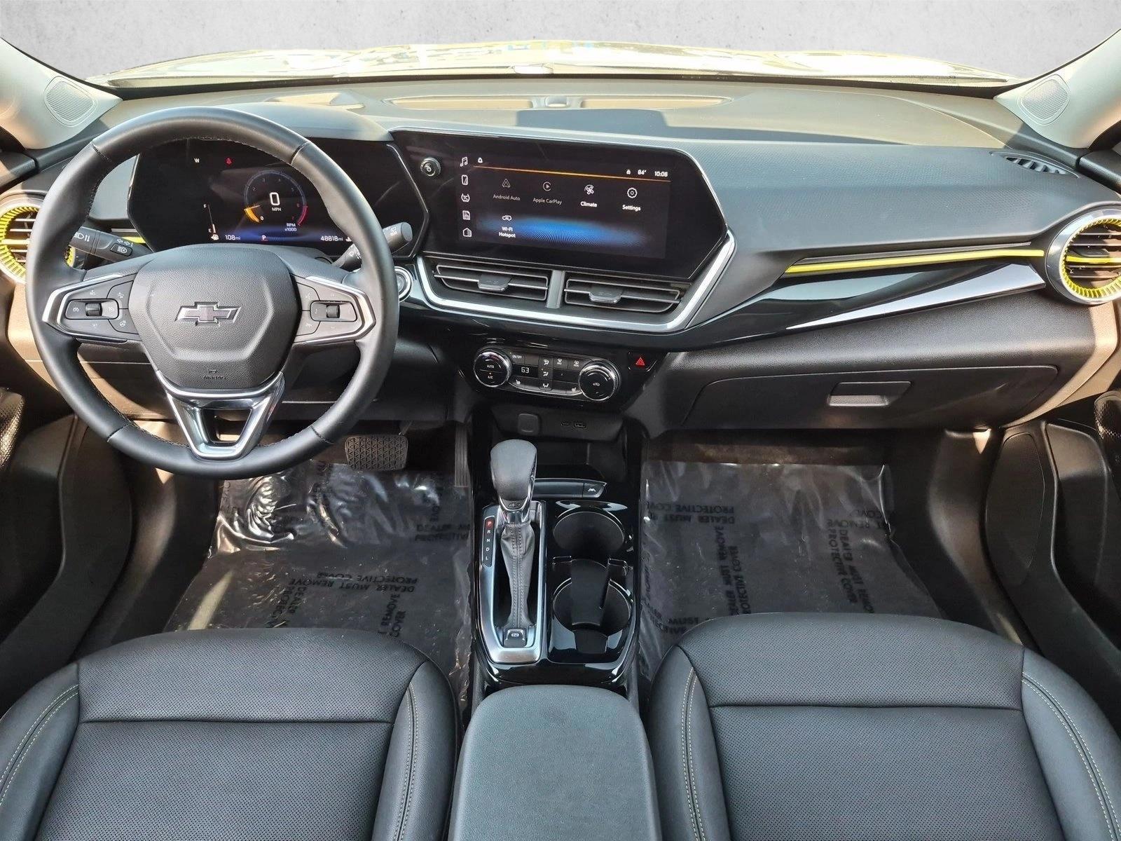 Thumbnail: 2024 Chevrolet Trax - 3