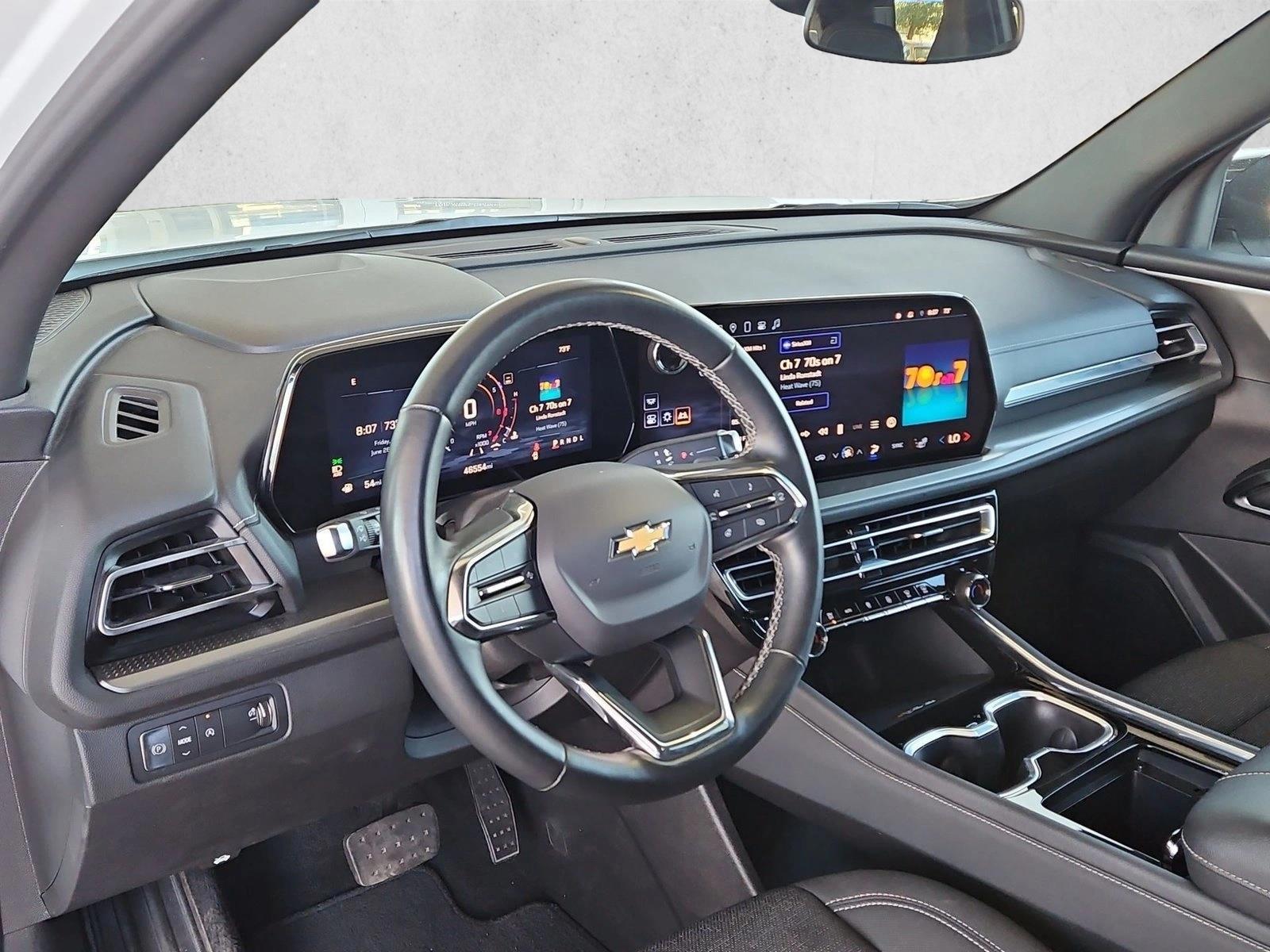 Thumbnail: 2024 Chevrolet Traverse - 3