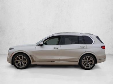 2027 BMW X7