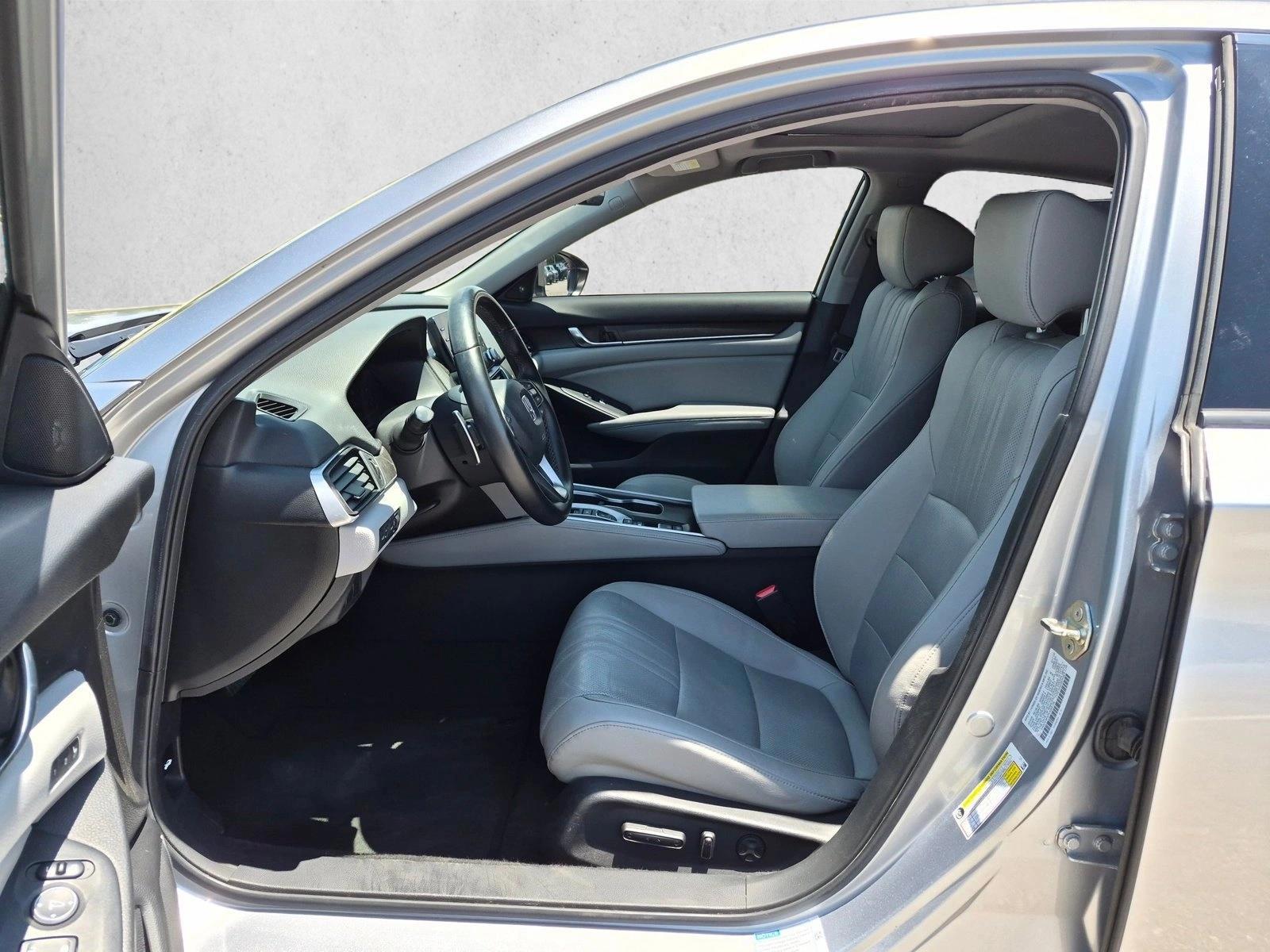 2019 Honda Accord Hybrid Touring - Photo 16