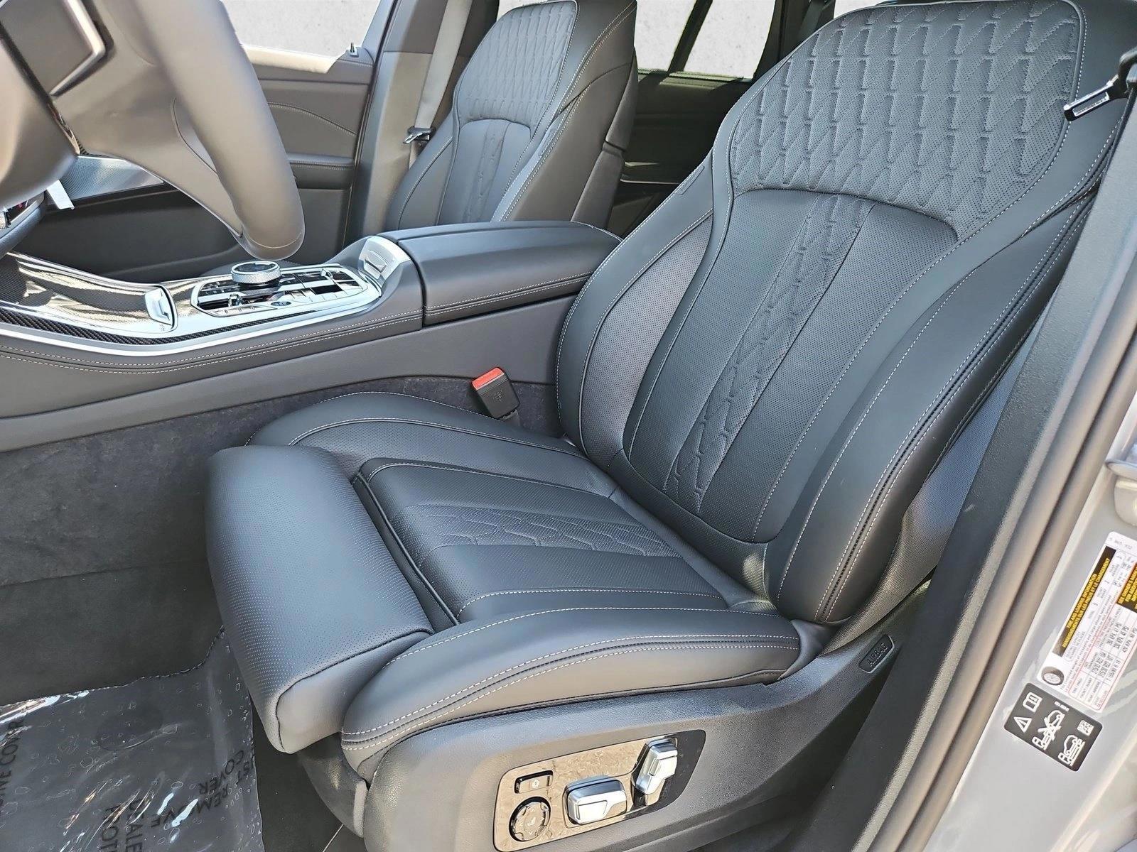 Thumbnail: 2026 BMW X5 - 5