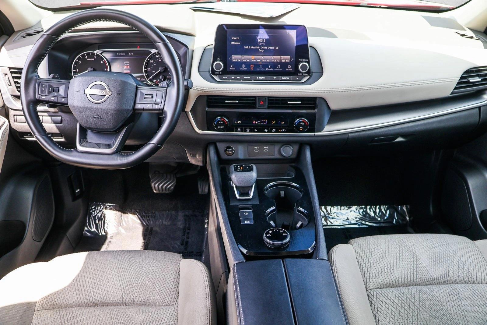 Thumbnail: 2025 Nissan Rogue - 3
