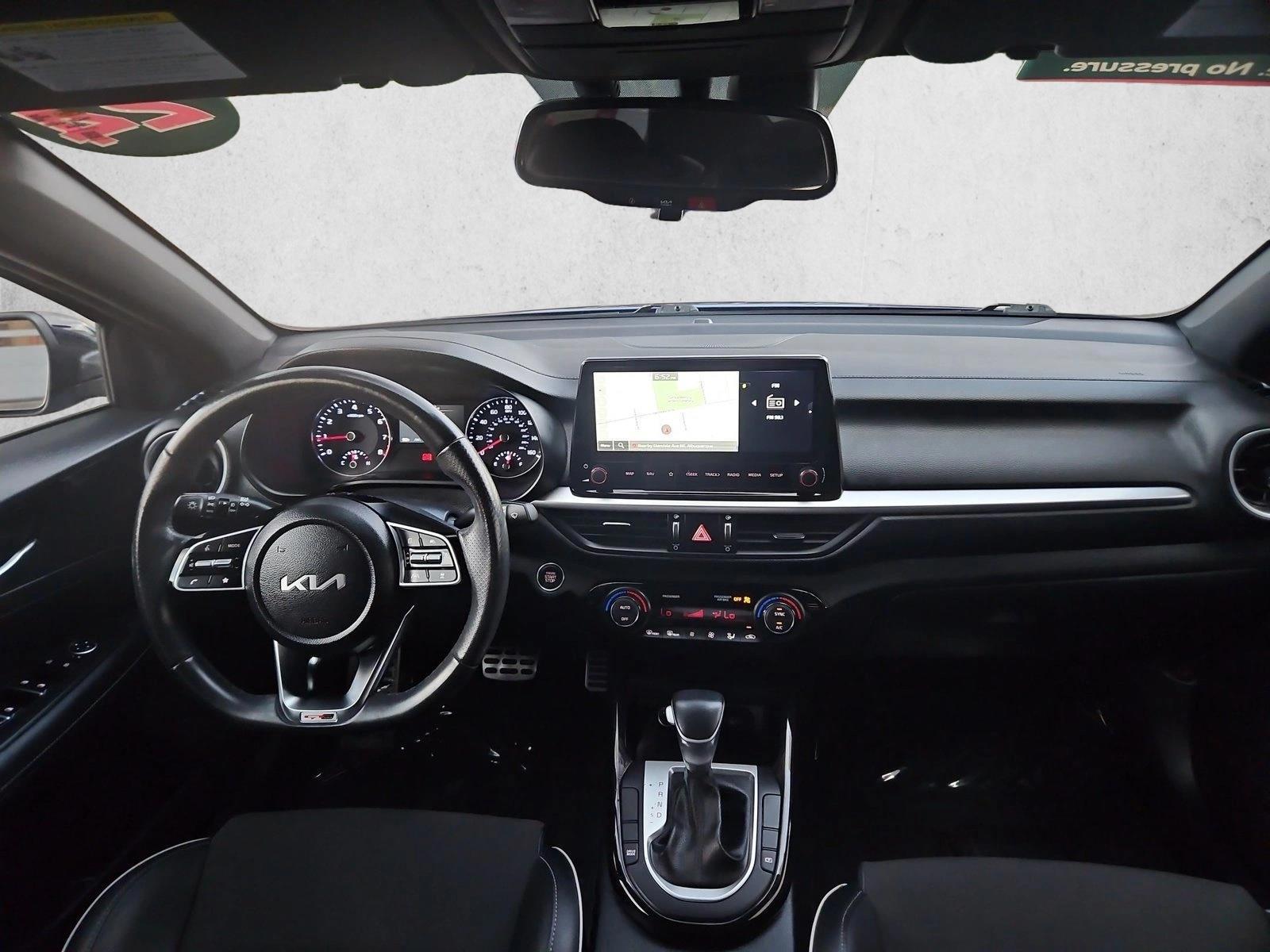 Thumbnail: 2024 Kia Forte - 3