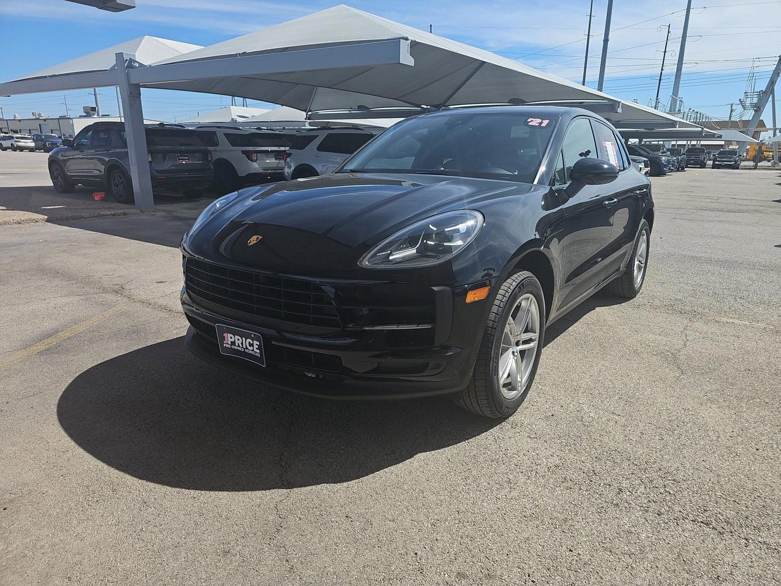 Thumbnail: 2021 Porsche Macan - 1