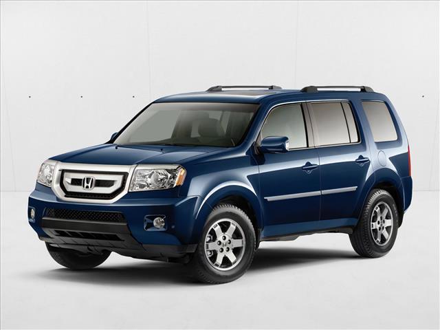 2010 Honda Pilot Touring 4WD w/ NAVI and RES's photo