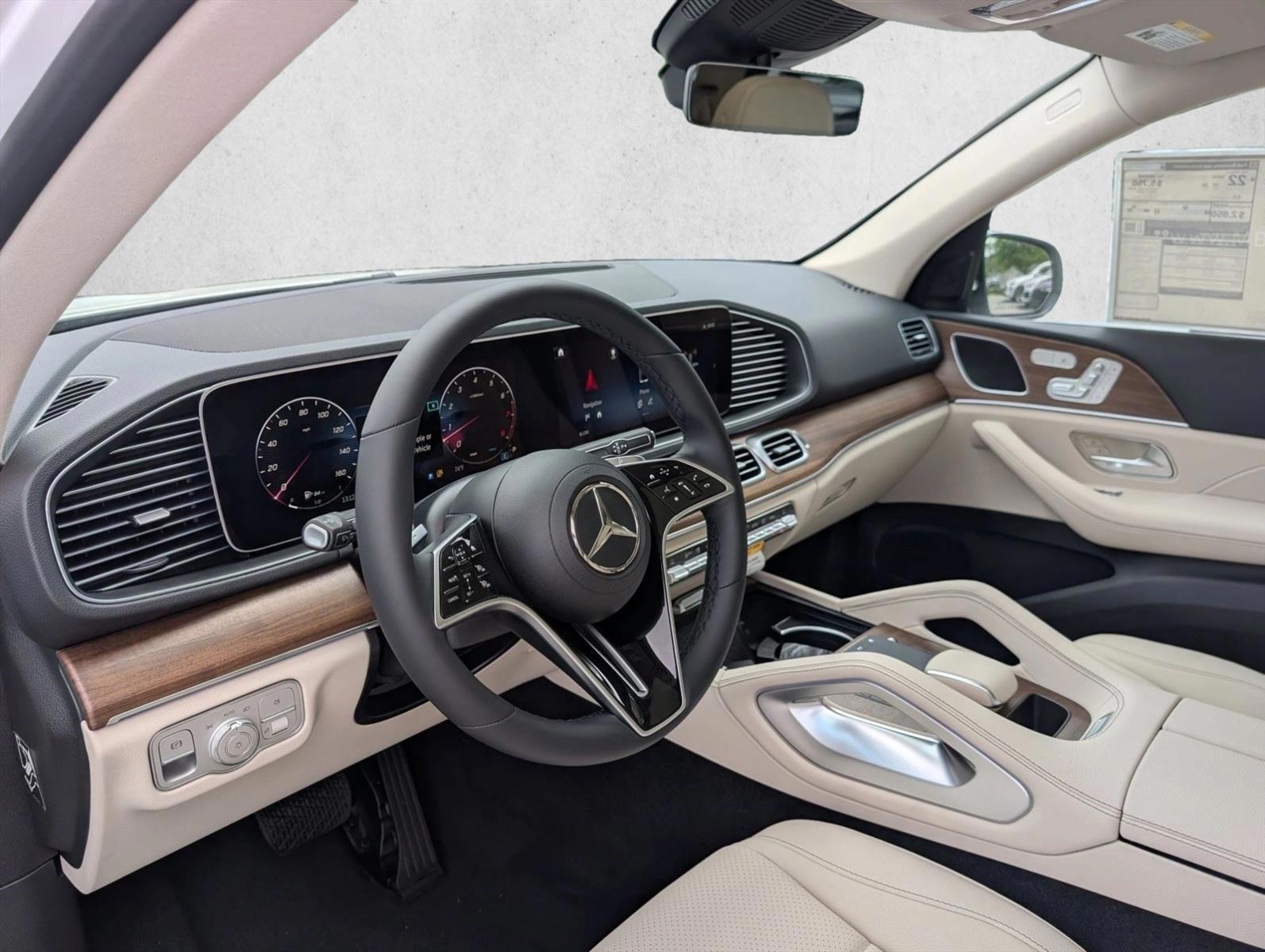 Thumbnail: 2026 Mercedes-Benz GLE - 3