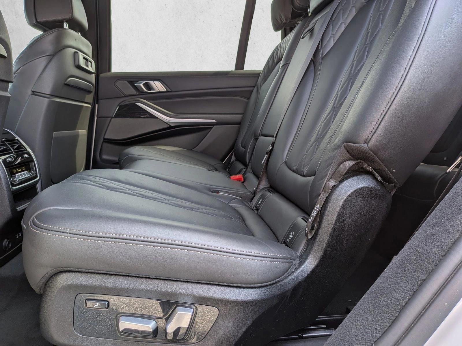 Thumbnail: 2021 BMW X7 - 6